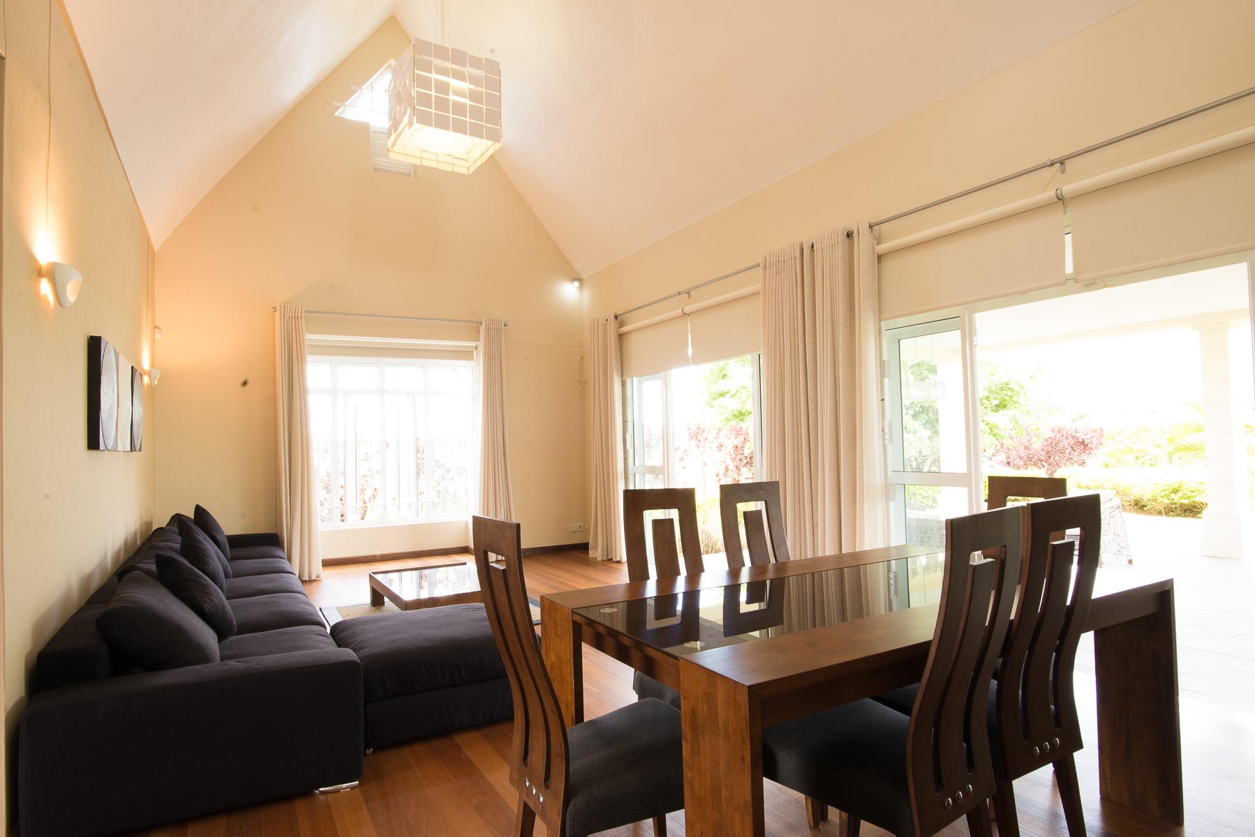 Contemporay Villa in Moka — 2