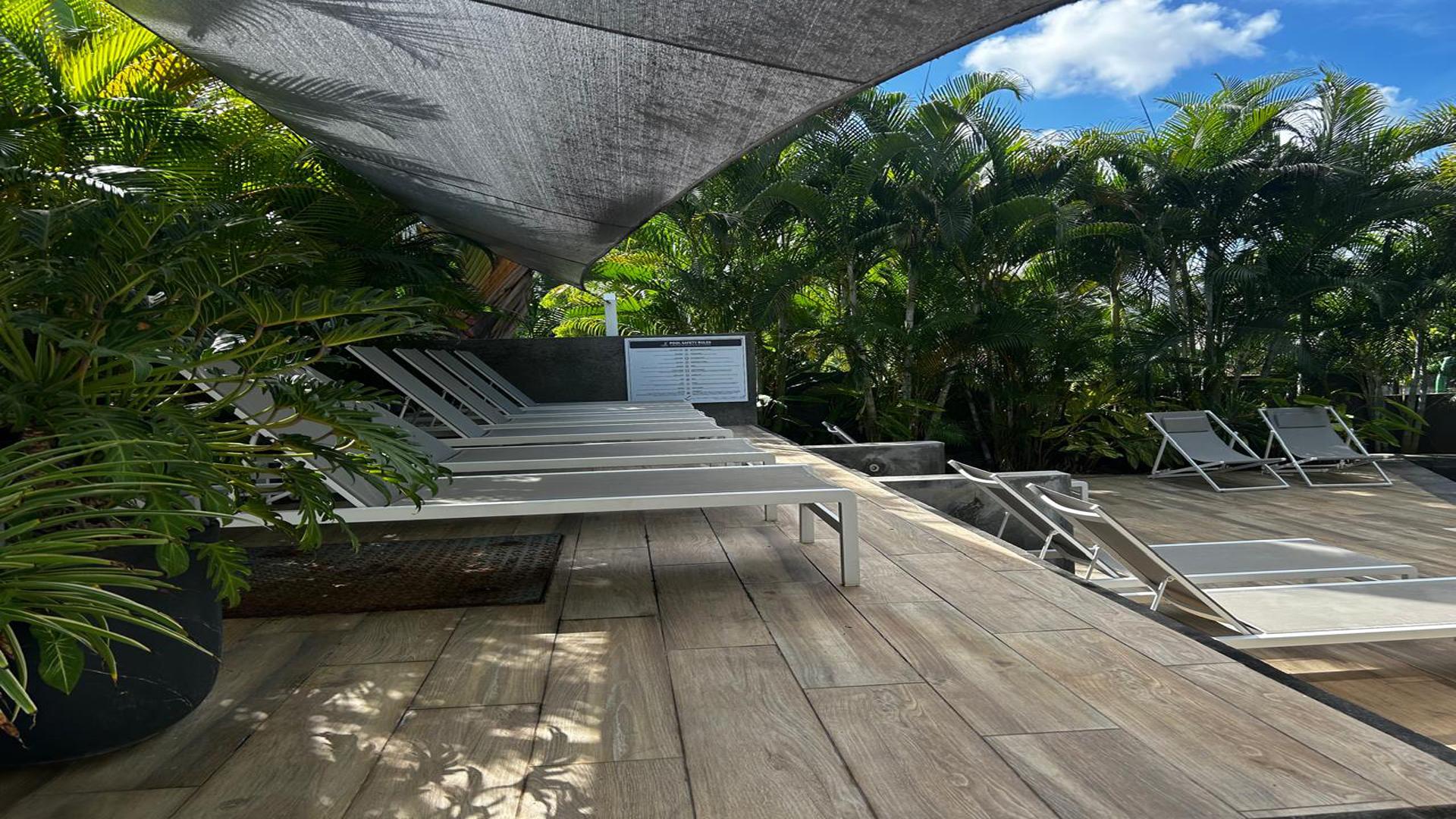 Tropical Edge — 3