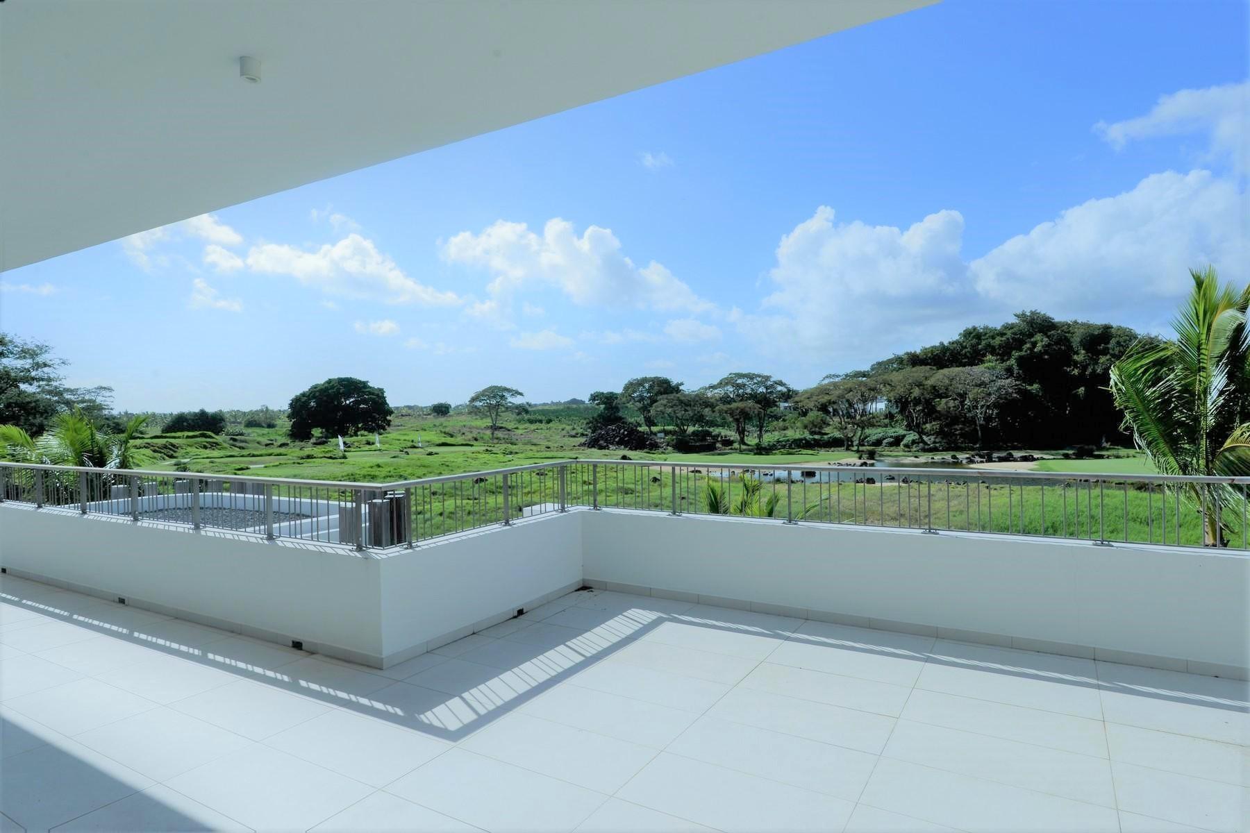 Golf Facing Penthouse — 9
