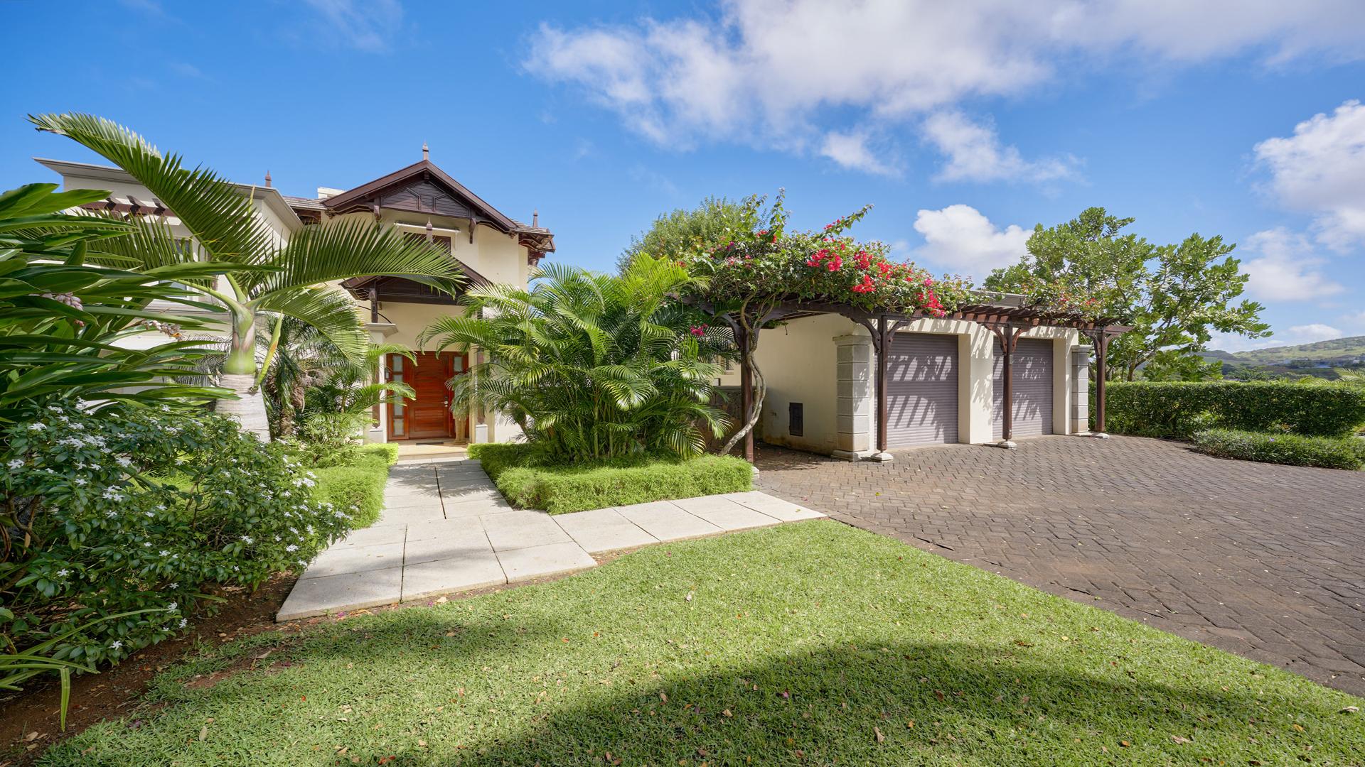 Golden Hour - Heritage Villas Valriche — 20