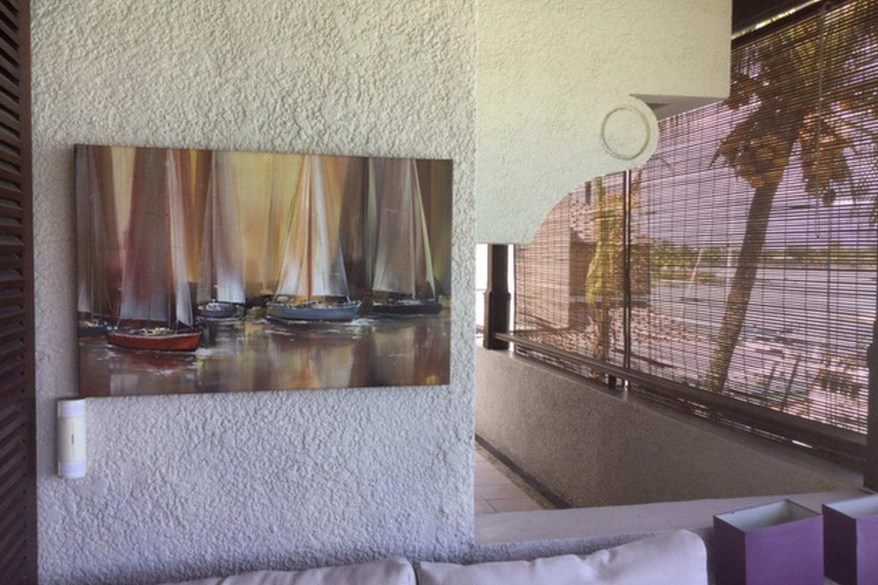 Sunset Boulevard Delight  — 19