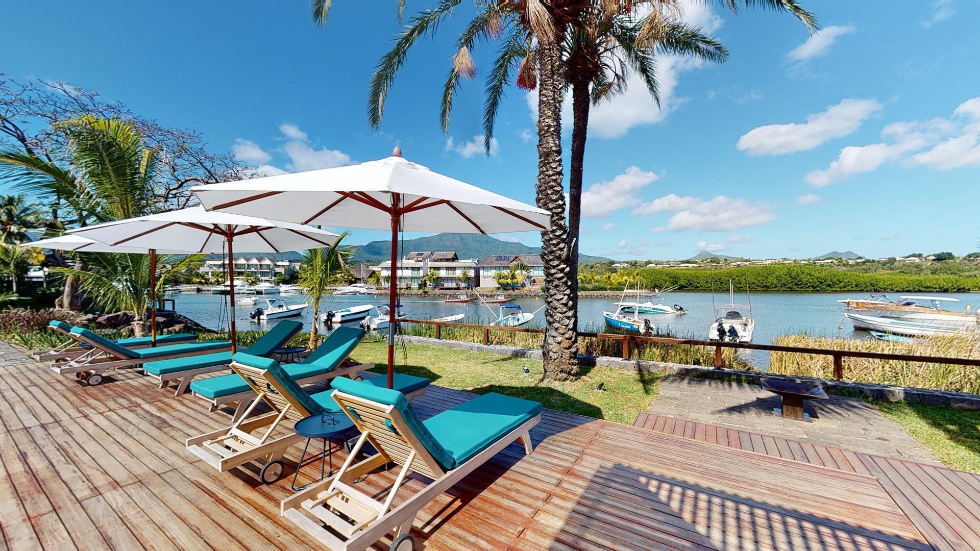 WaterClub Living — 24