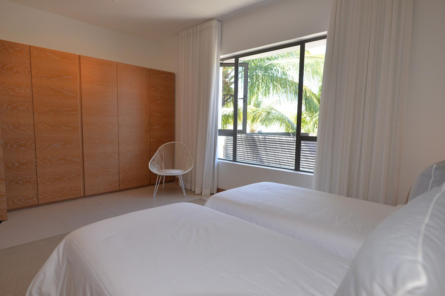 Merville - Luxury Townhouse Beach — 16
