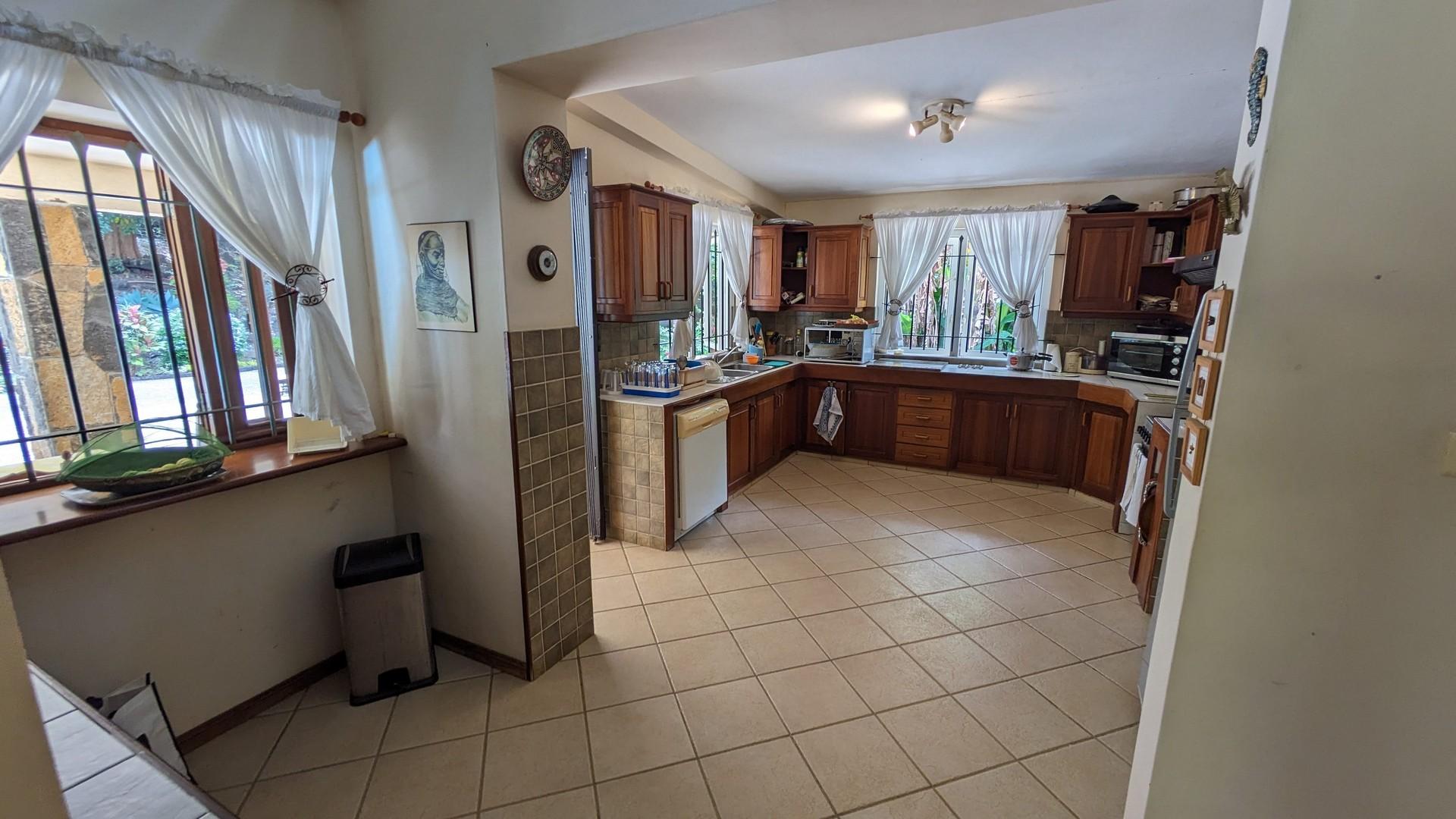 Countryside Estate — 8