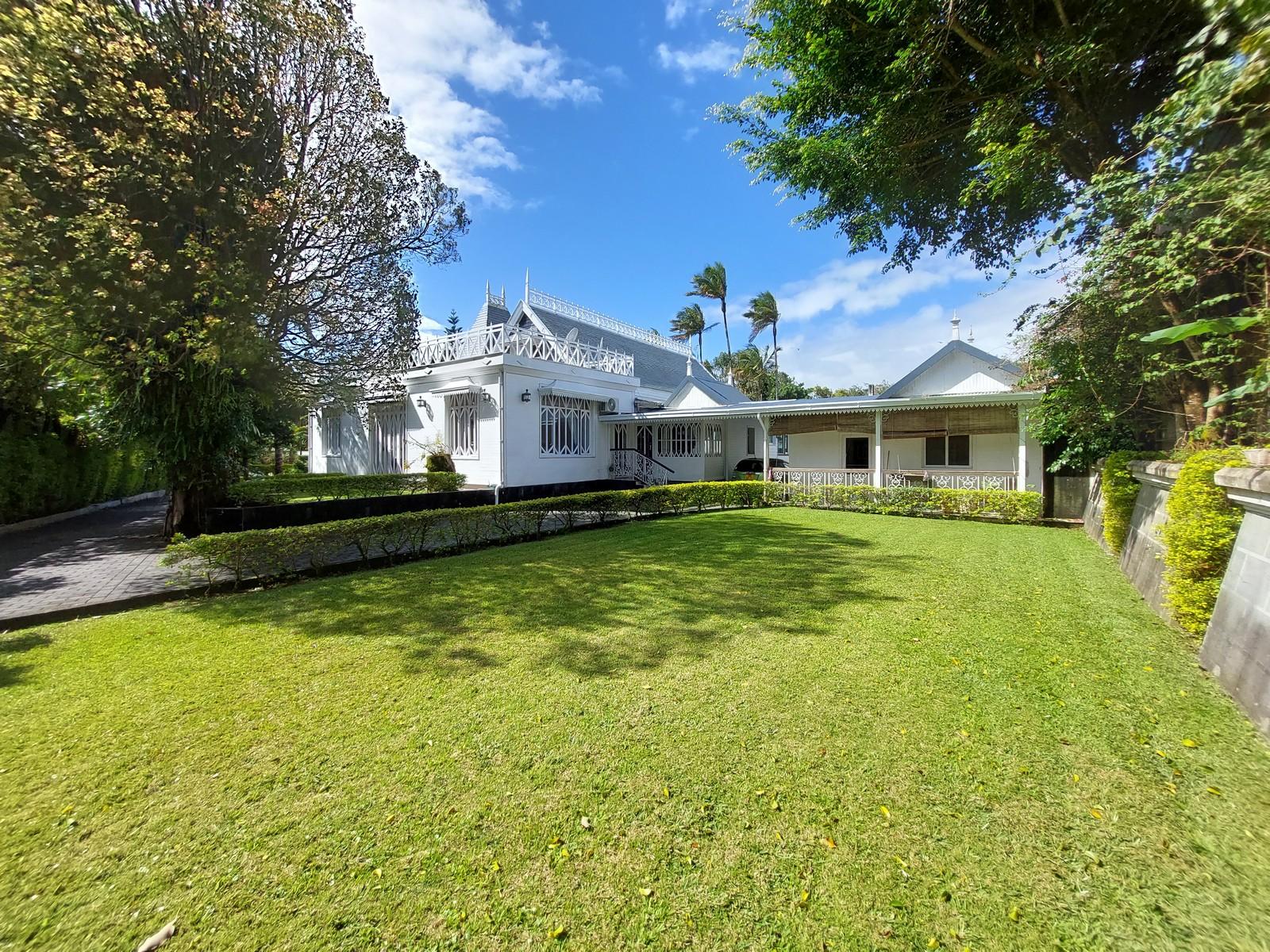 The colonial Splendor  — 15