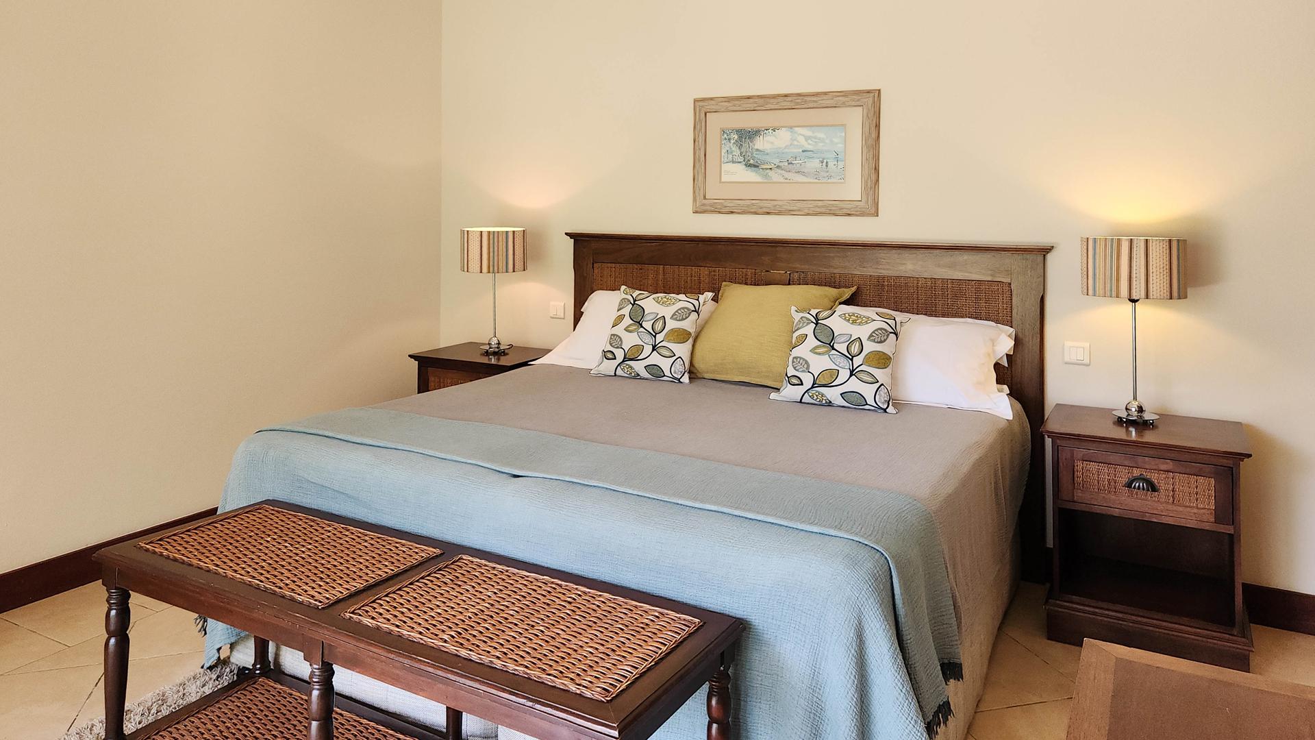 Greenview Cottage — 8