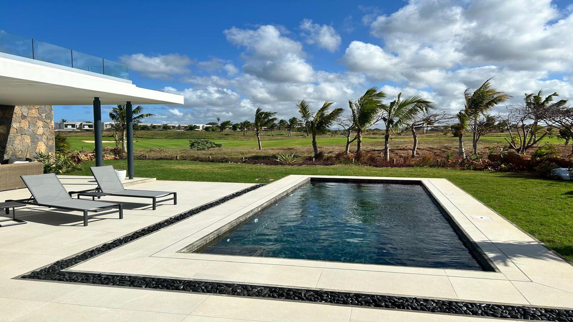Paradise Living — 10