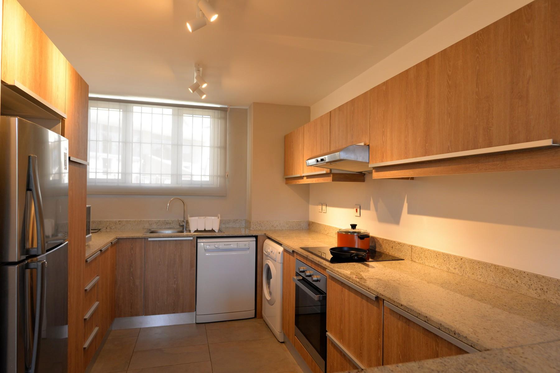 Contemporary Beachside Penthouse, Cape Bay — 10