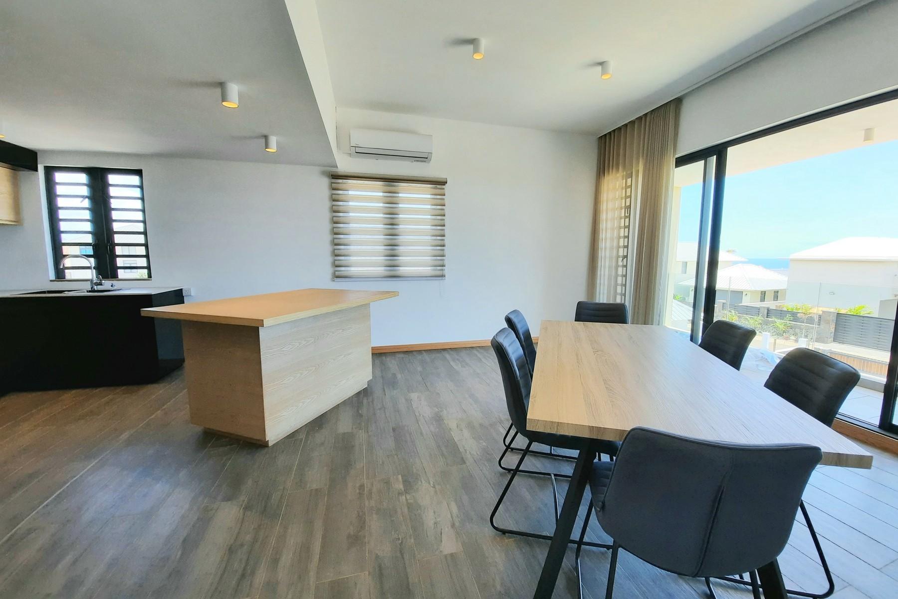   Skyline Villa  — 9