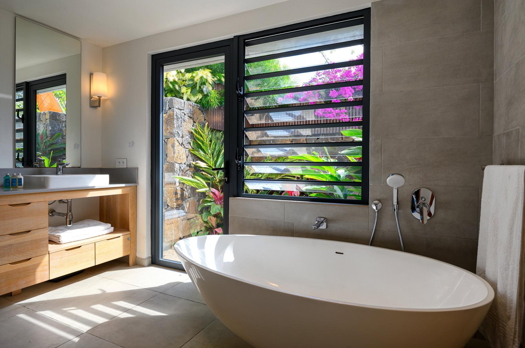 Foothill Prestige — 13