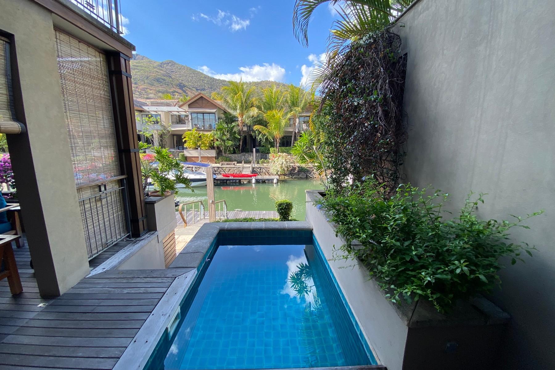 Little Venice  — 10