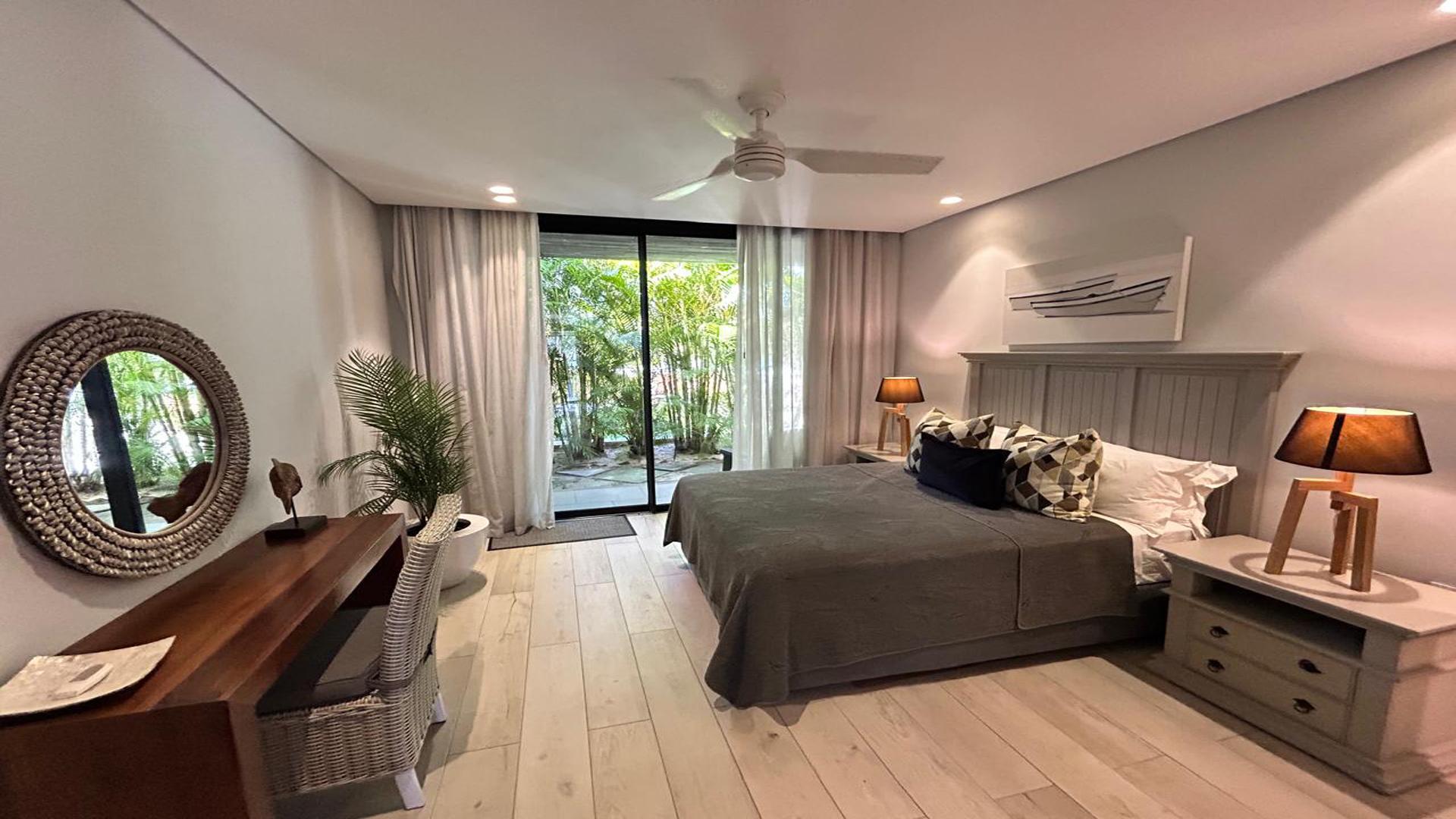 The Palmview — 7