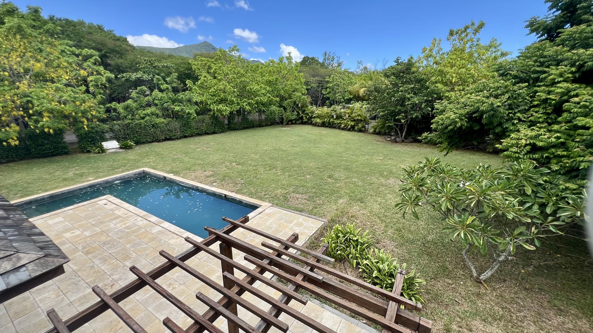 Summer House — 16