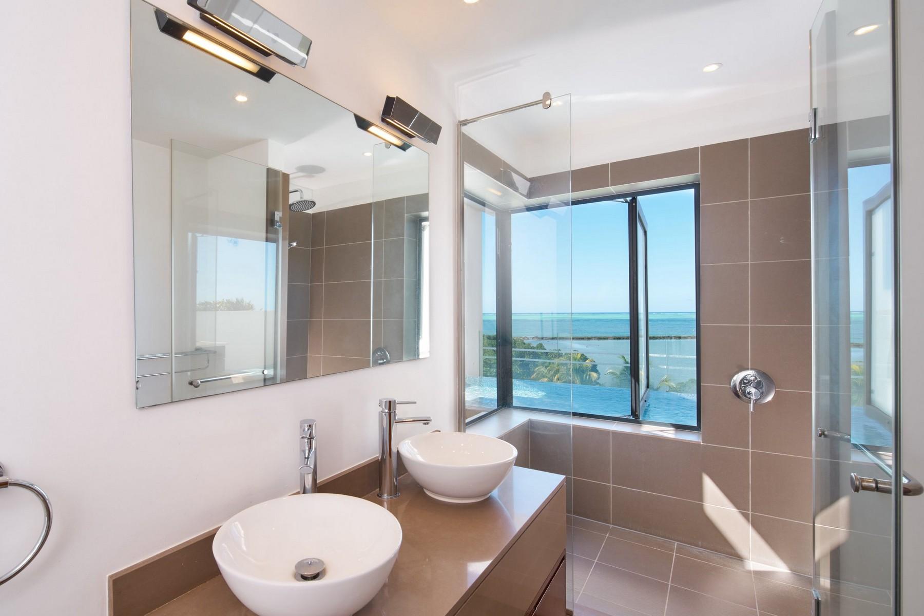 La Baie 3, Azuri — 8