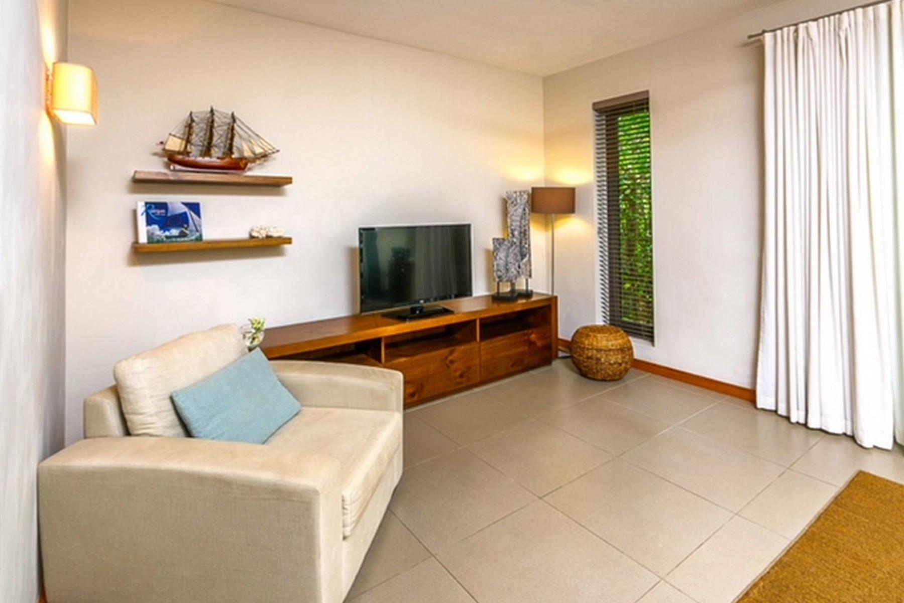 Well Established Beachside Duplex — 6
