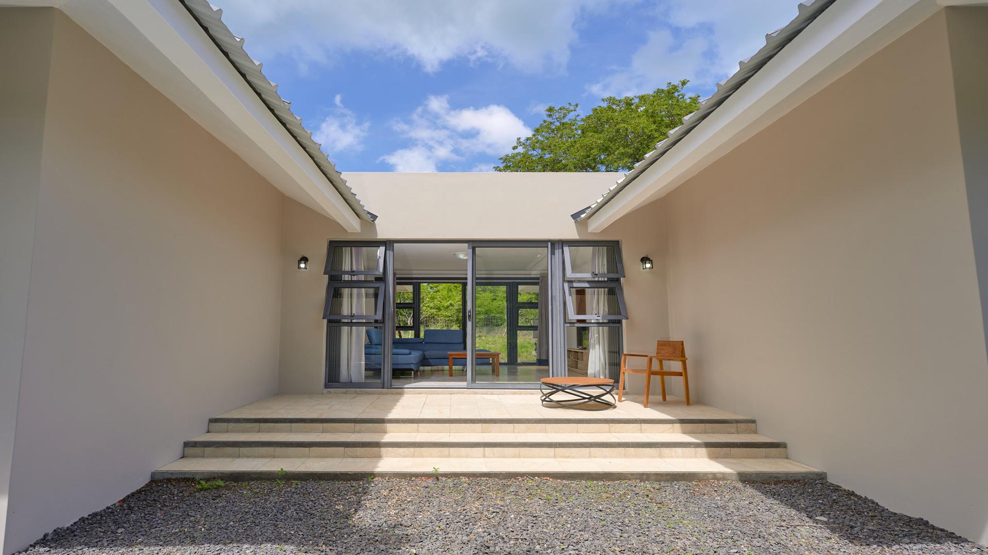 Villa Lumière  — 13