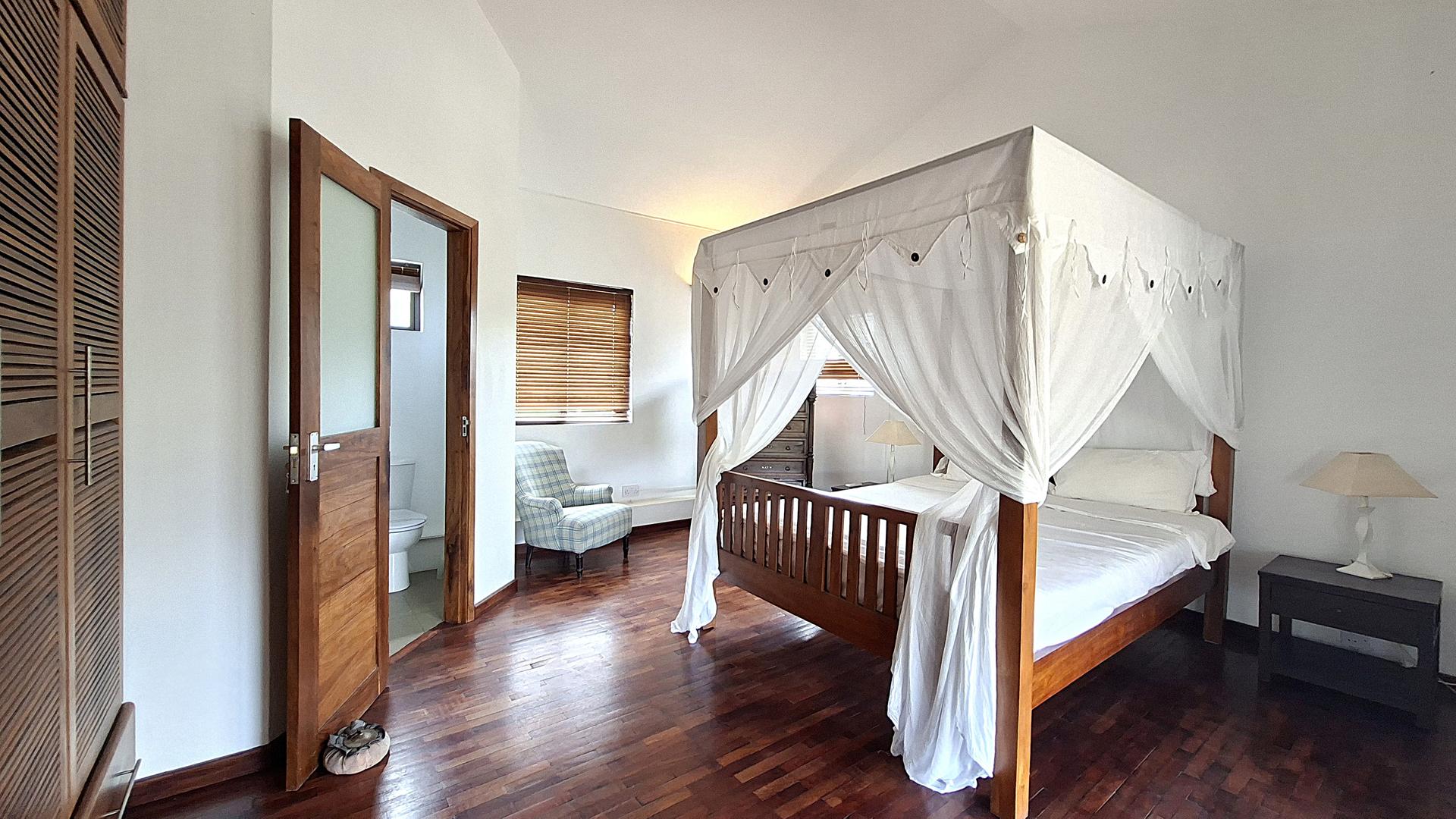 Villa Salina — 12