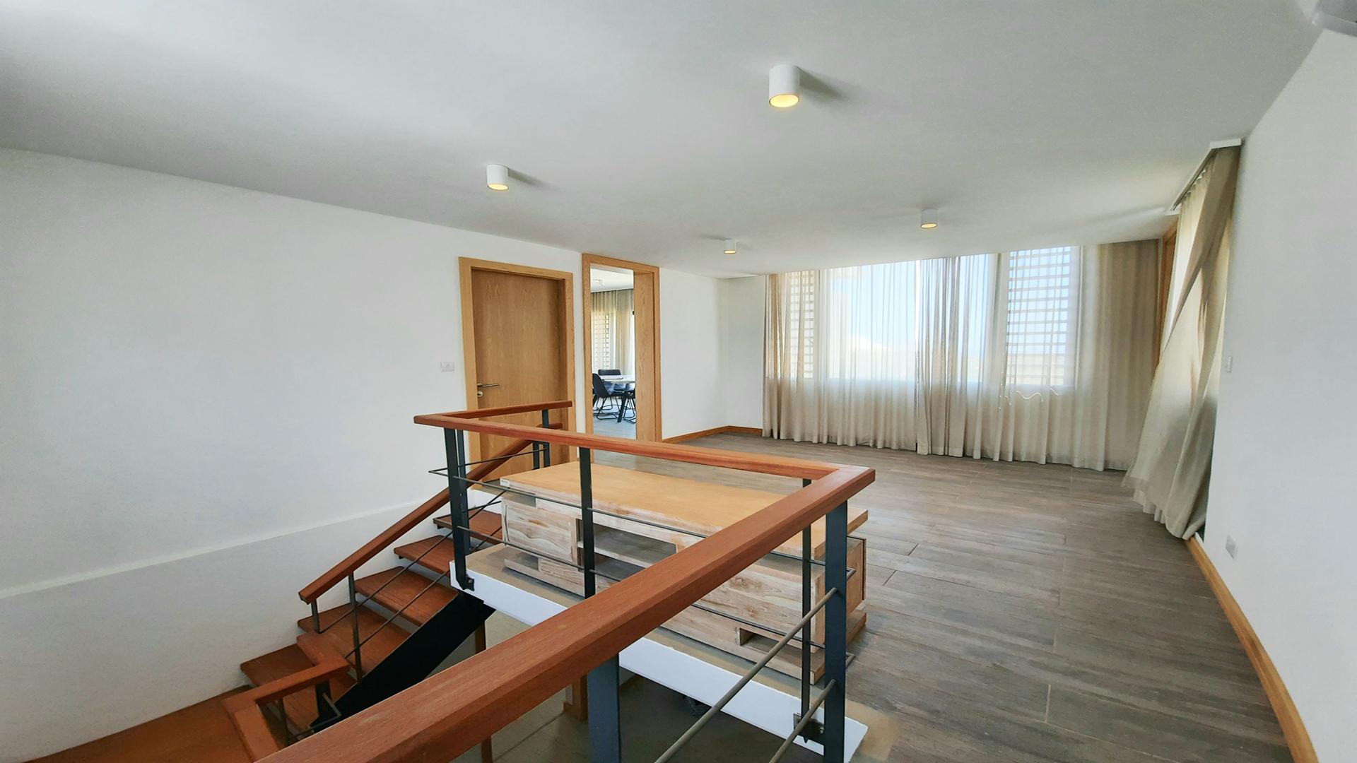 Skyline Villa — 6