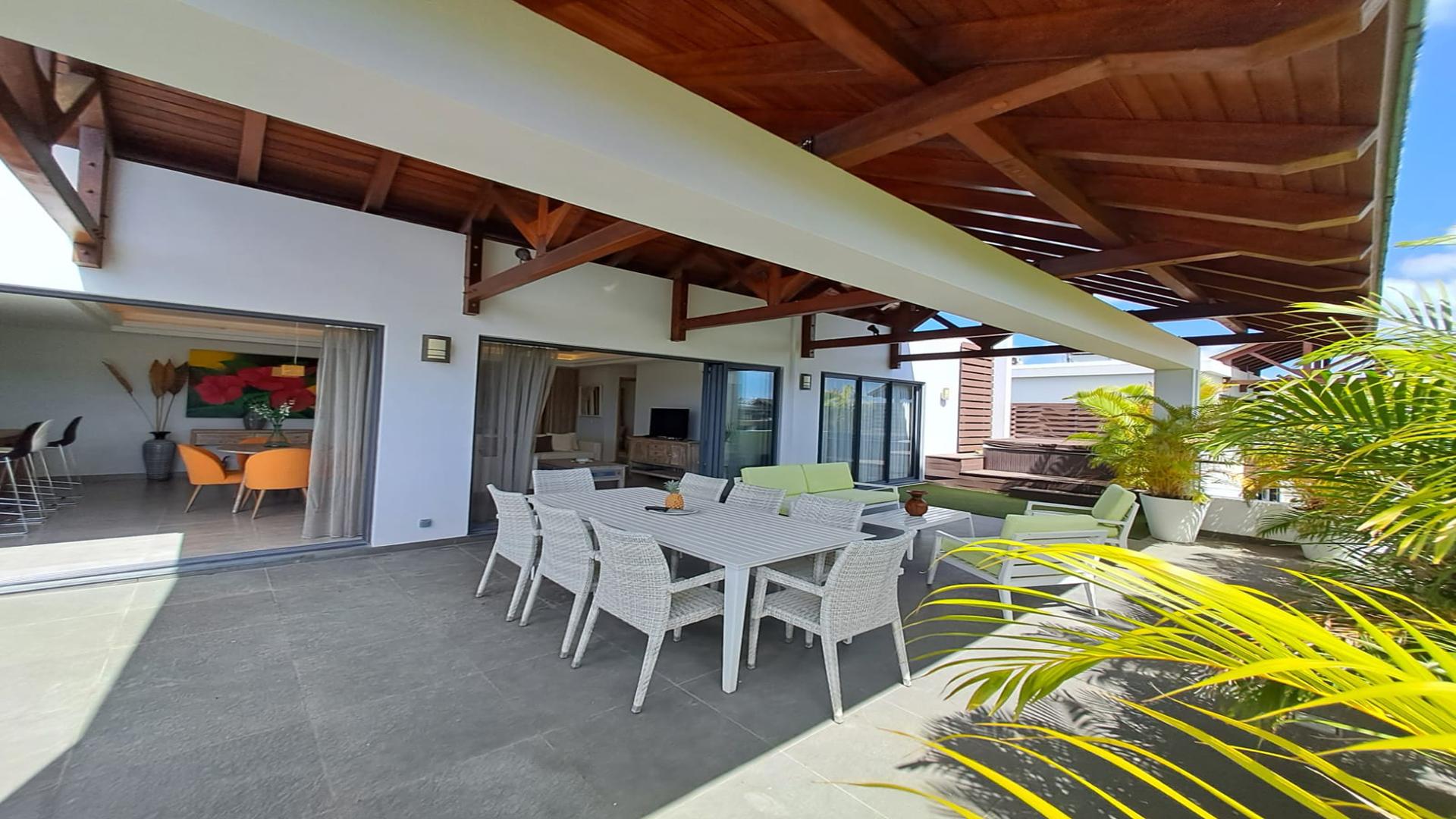Aqua Marine - Penthouse — 8