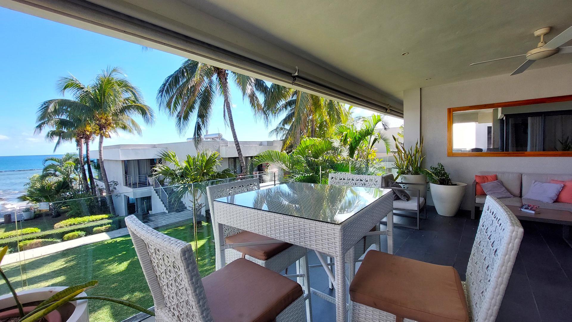 Lorizon - Beachfront Apartment — 3