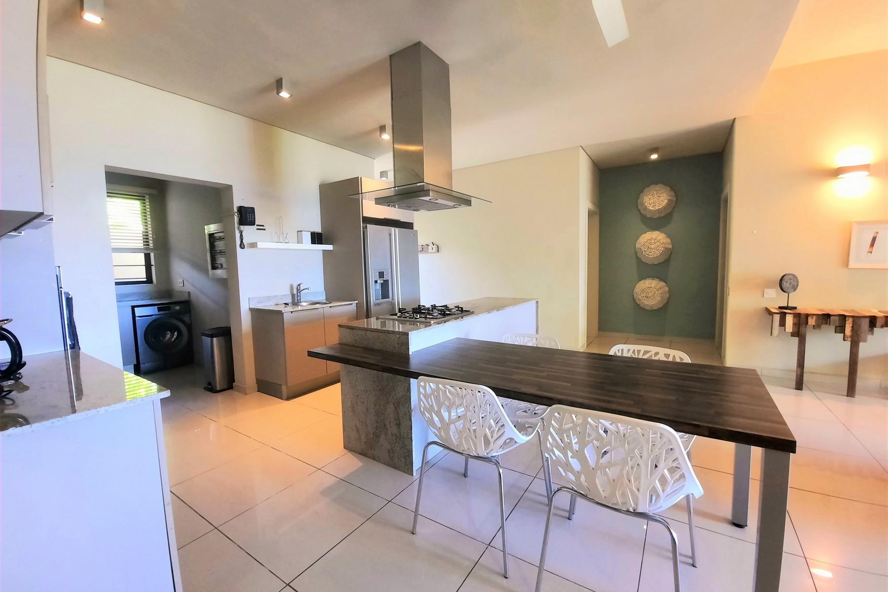  Sea Shell Apartment — 10