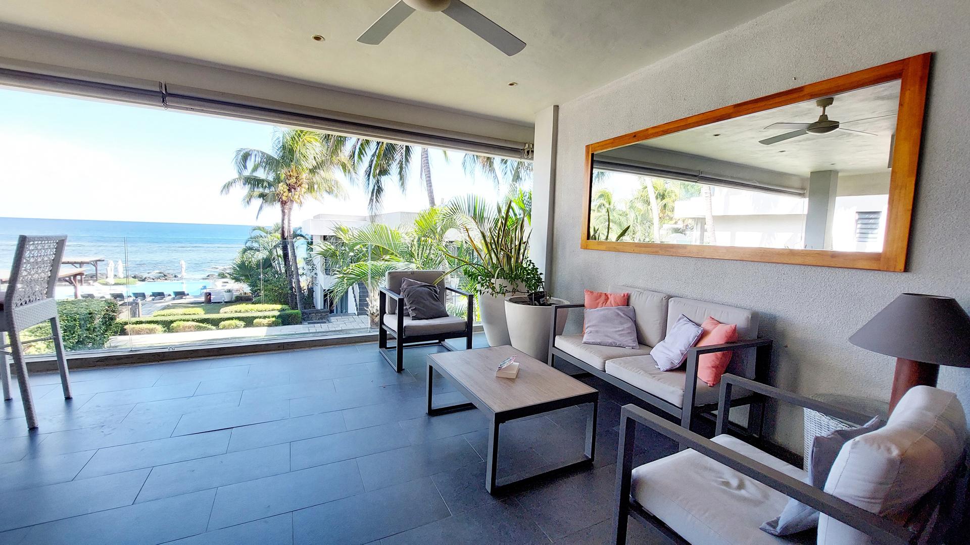 Lorizon - Beachfront Apartment — 10