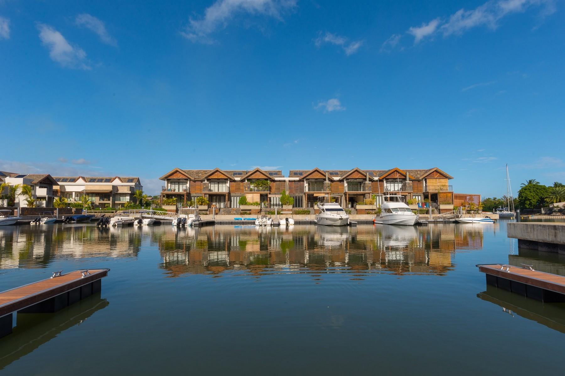 Sea Breeze, La Balise Marina — 10