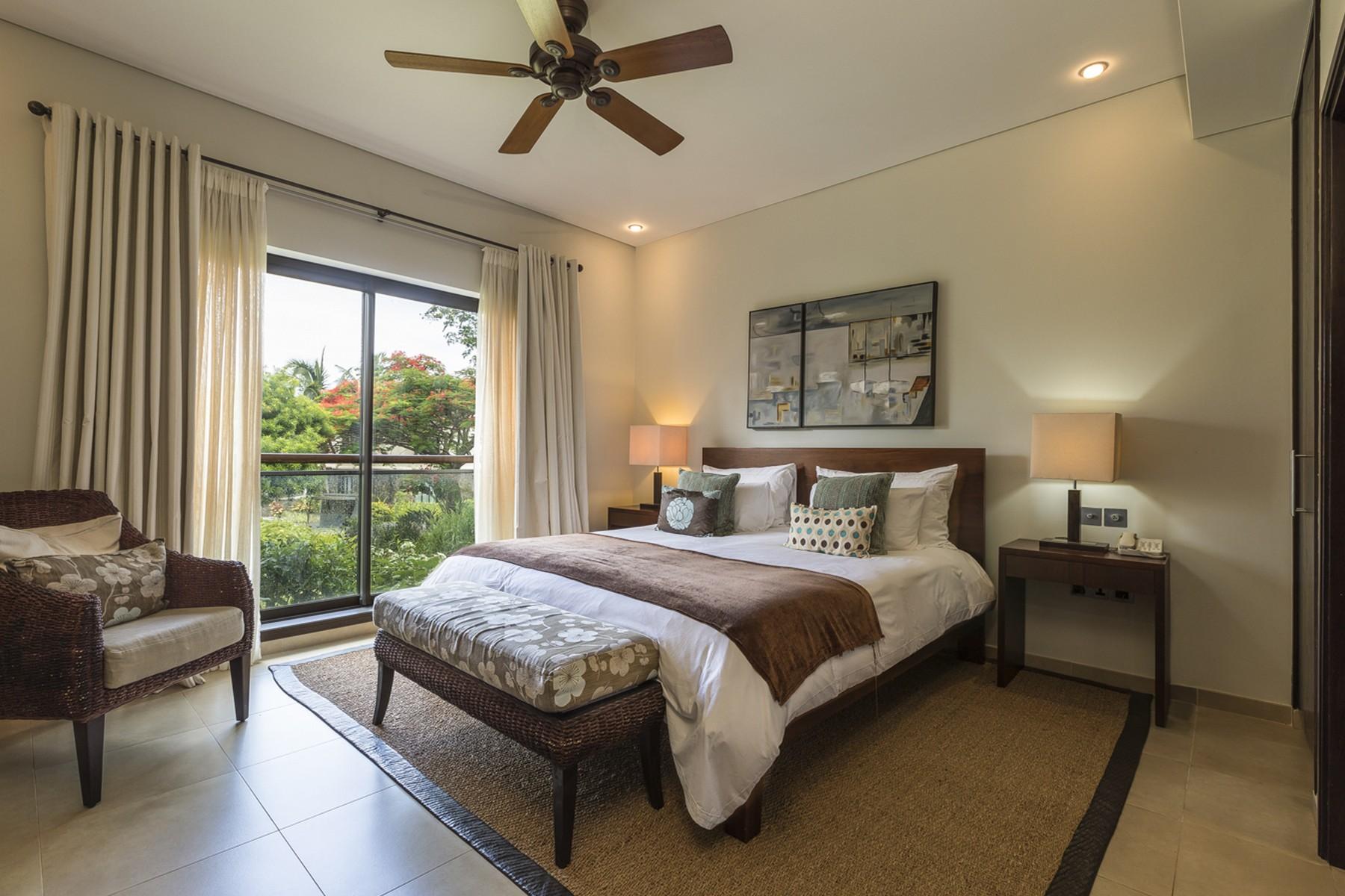 Charming Golf & Sea facing Apartment, Beau Champ — 5