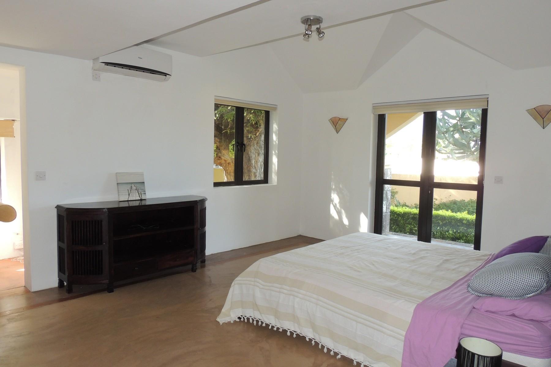 Old Stone Villa — 12