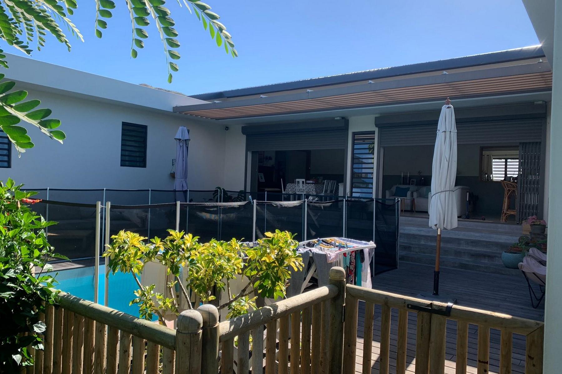 La Riviera Villa — 25