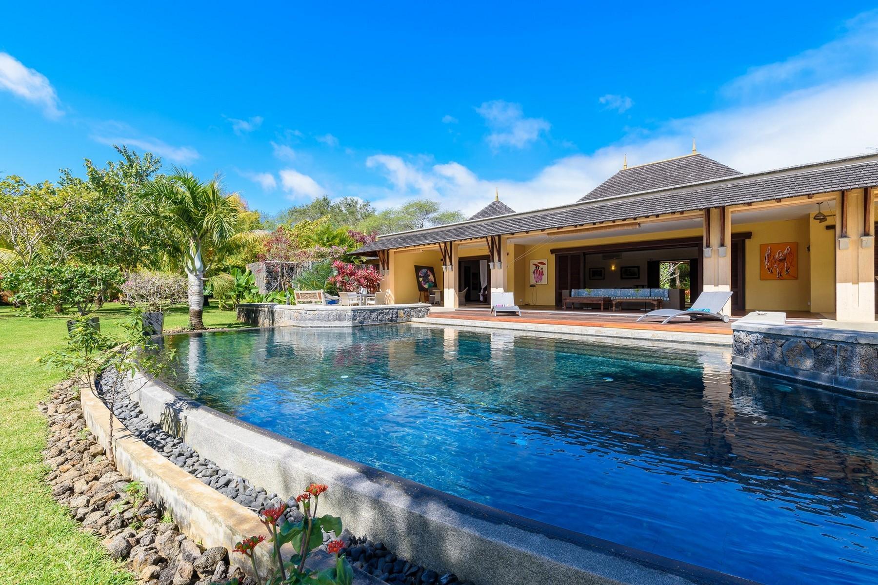 Luxurious Hideaway                   — 2