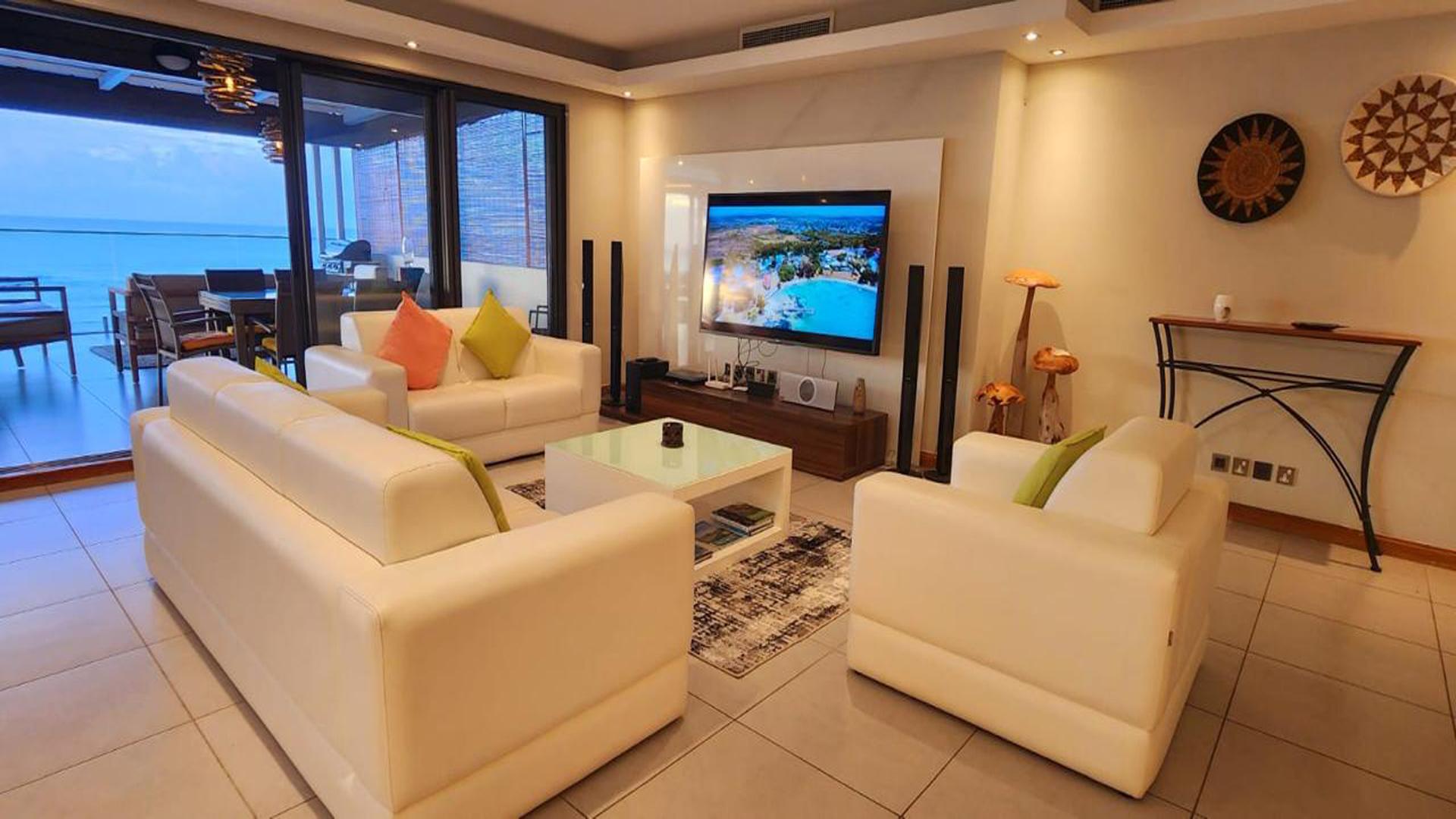 Belle Île Penthouse — 2