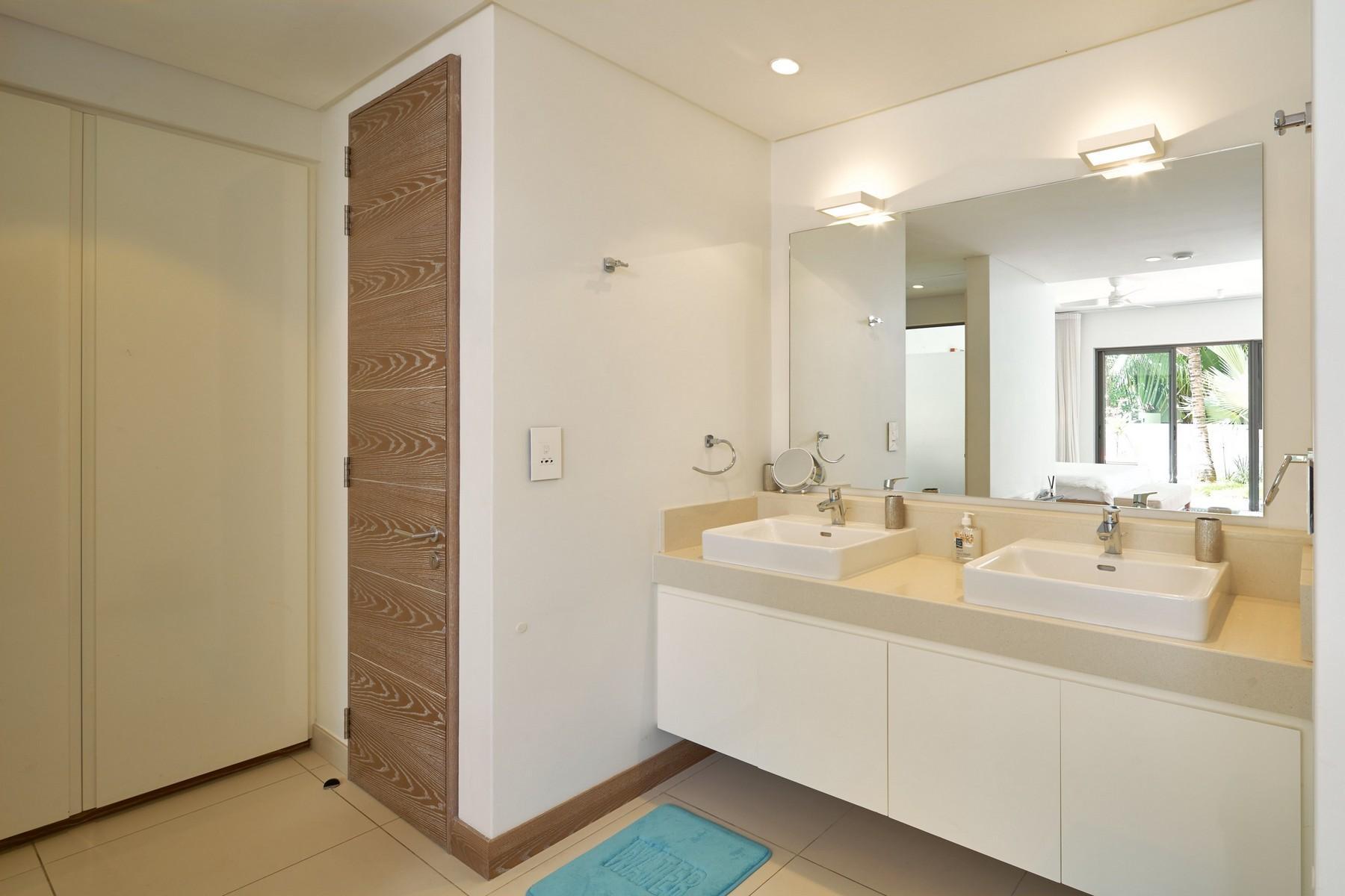 Stylish Living — 15