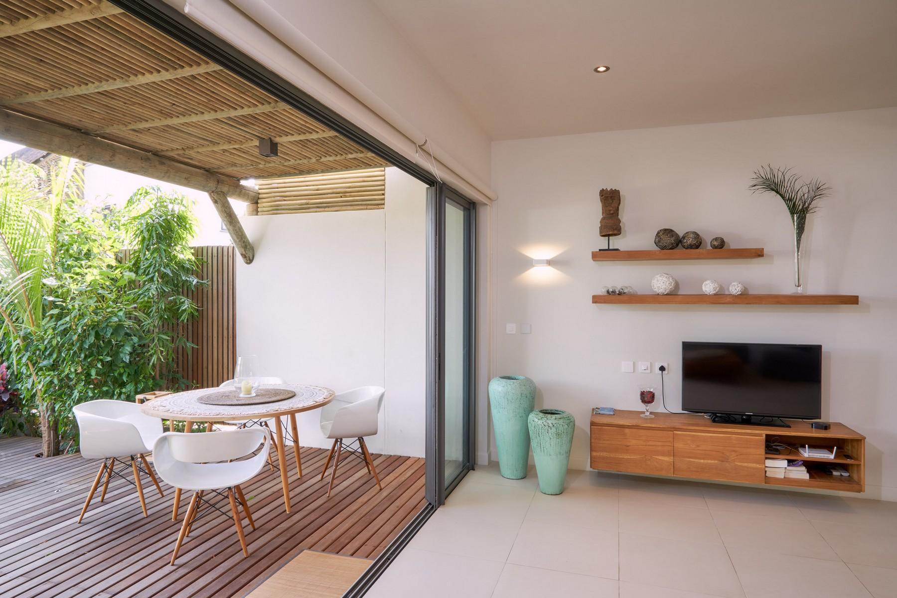 Sandy Bay — 21