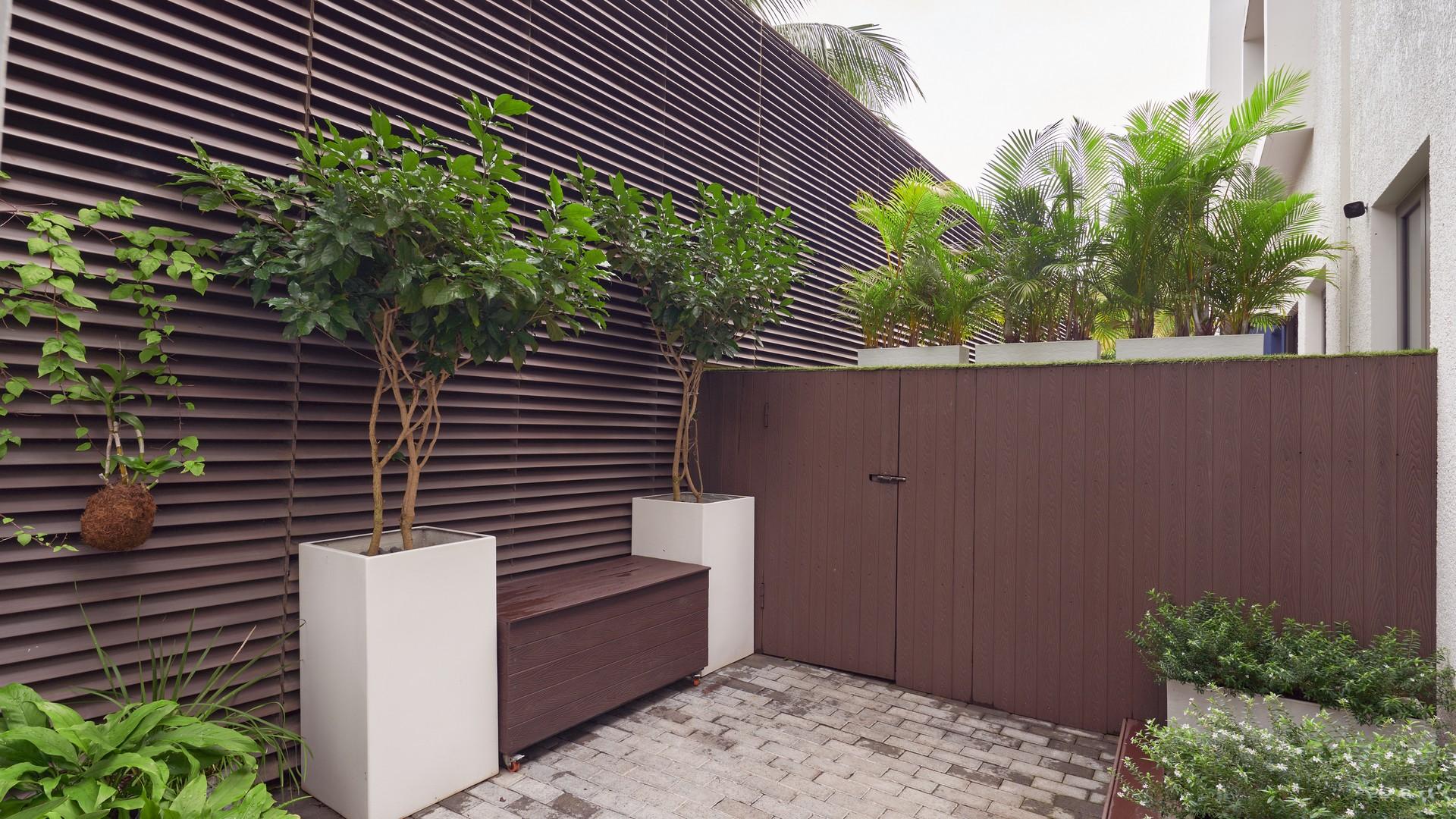 Premium Living — 38