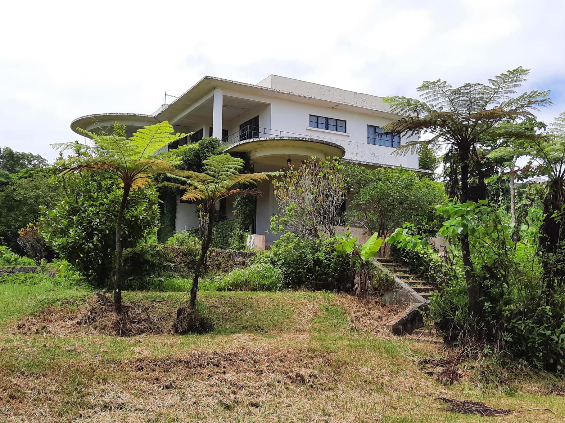 Hilltop House — 5
