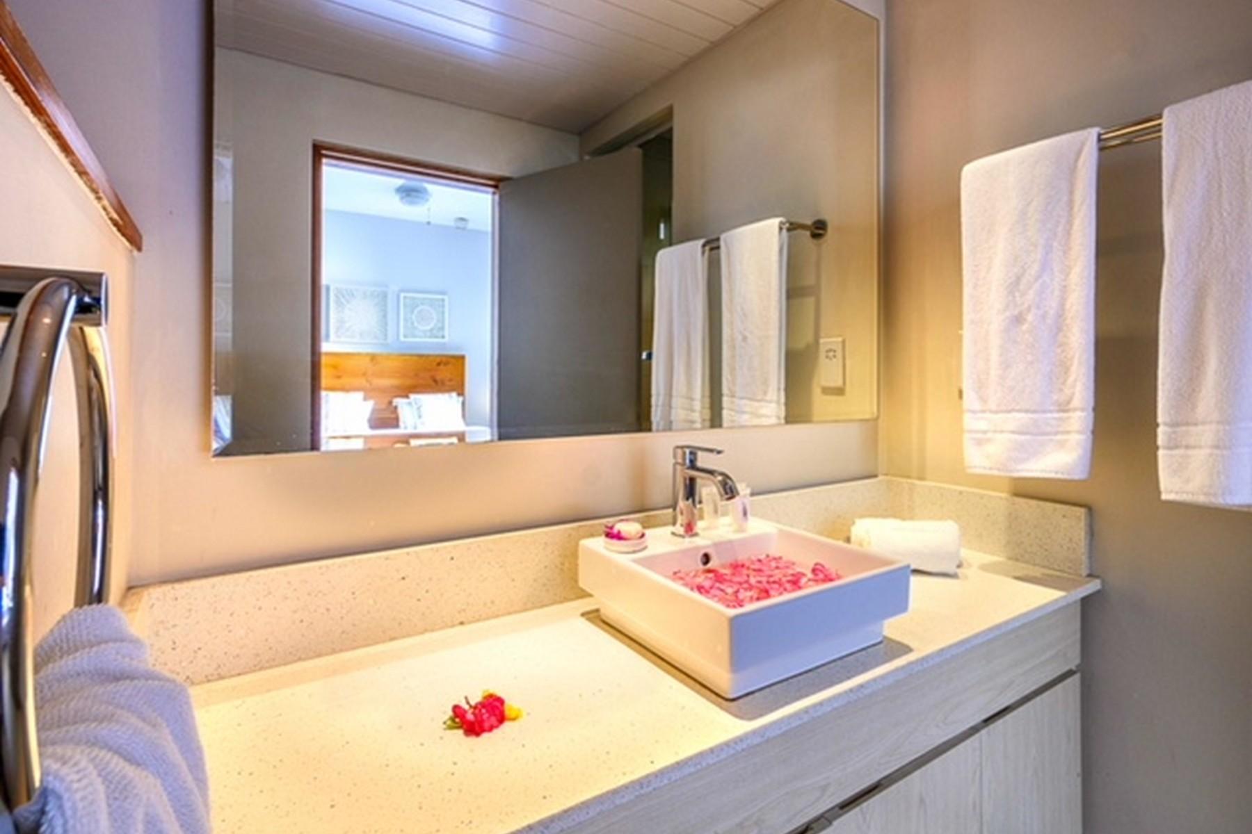 Well Established Beachside Duplex — 11