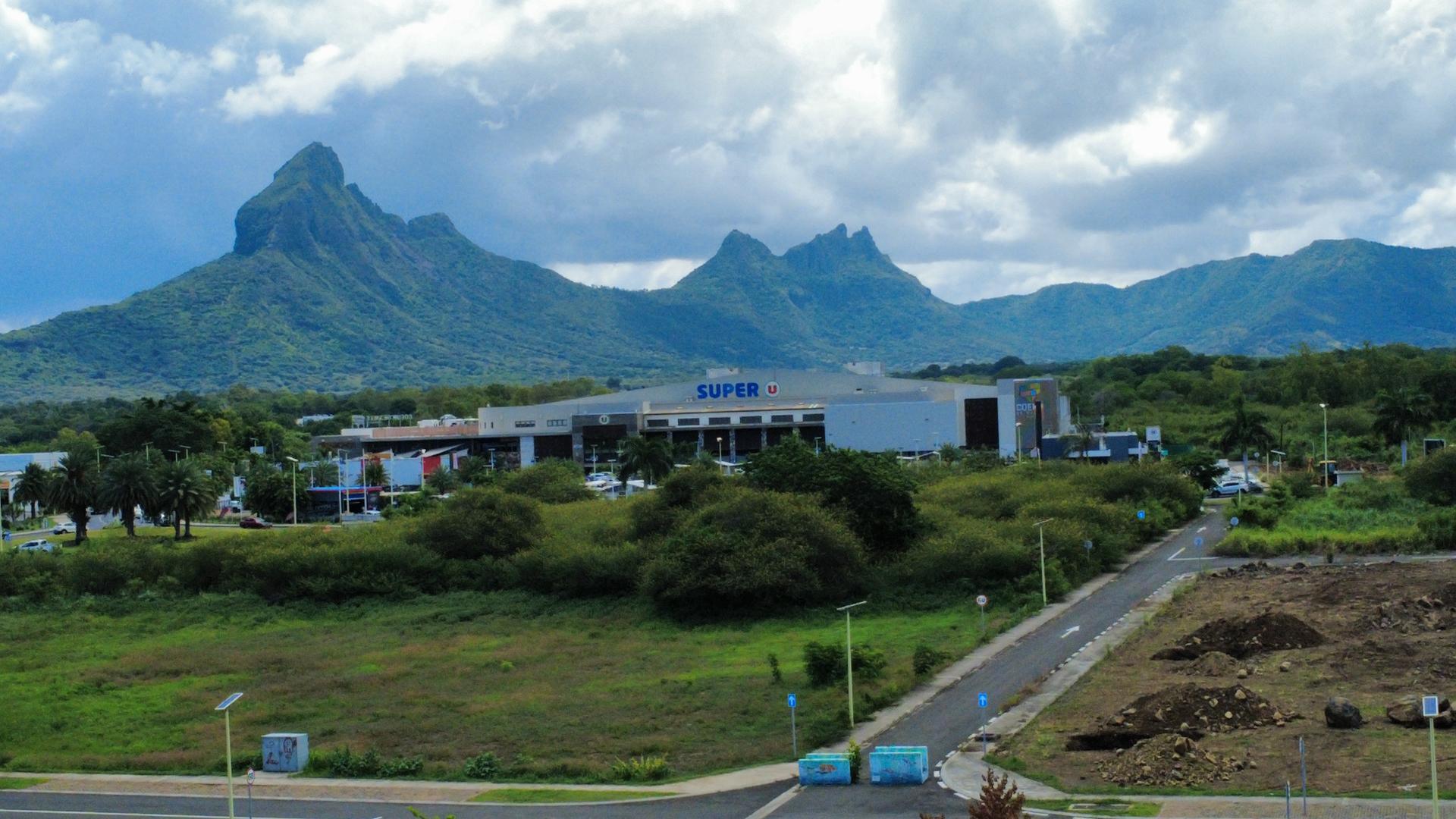 Somerset West Apartment — 7