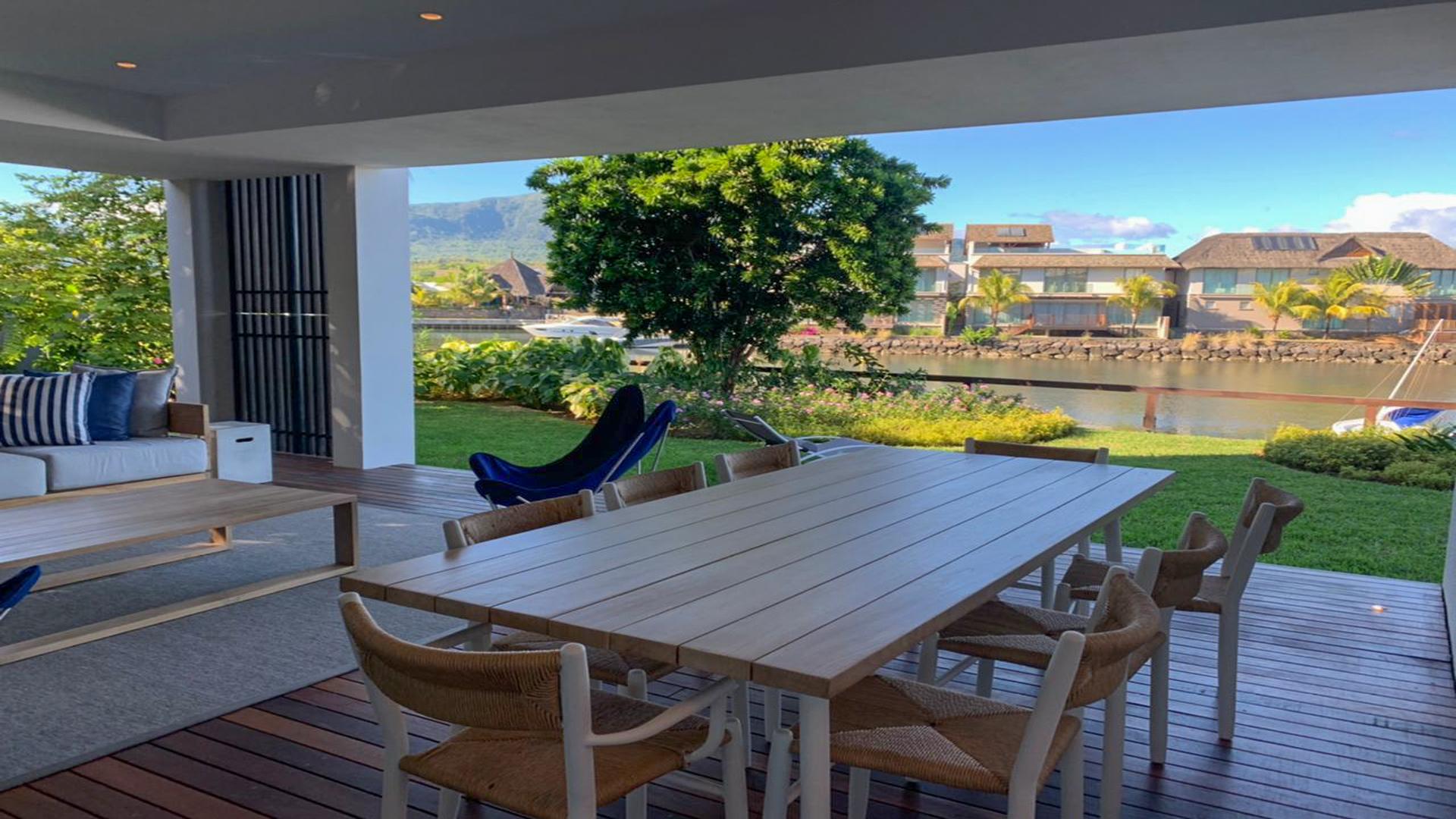 WaterClub Living — 3