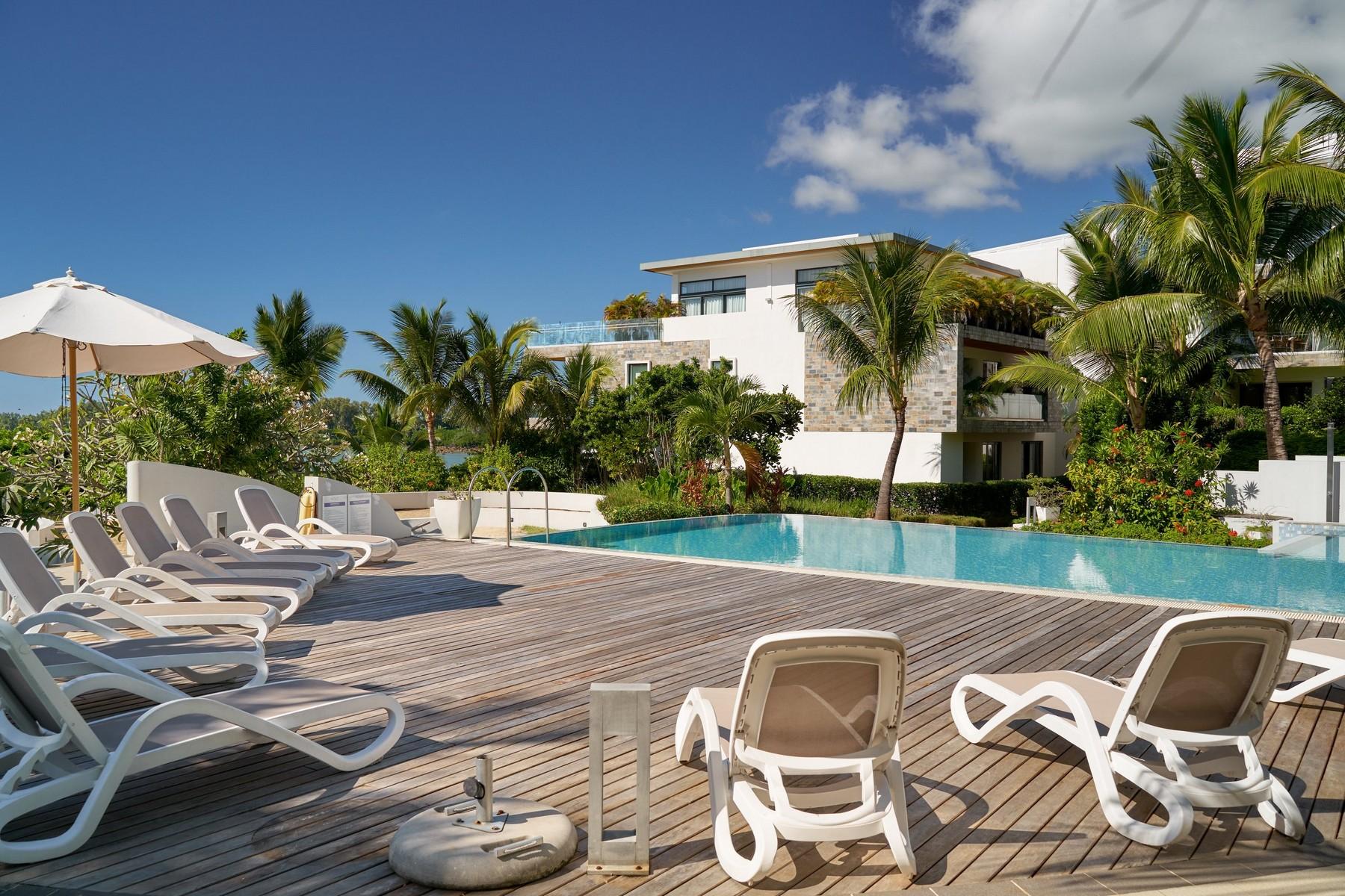 La Baie 3, Azuri — 23