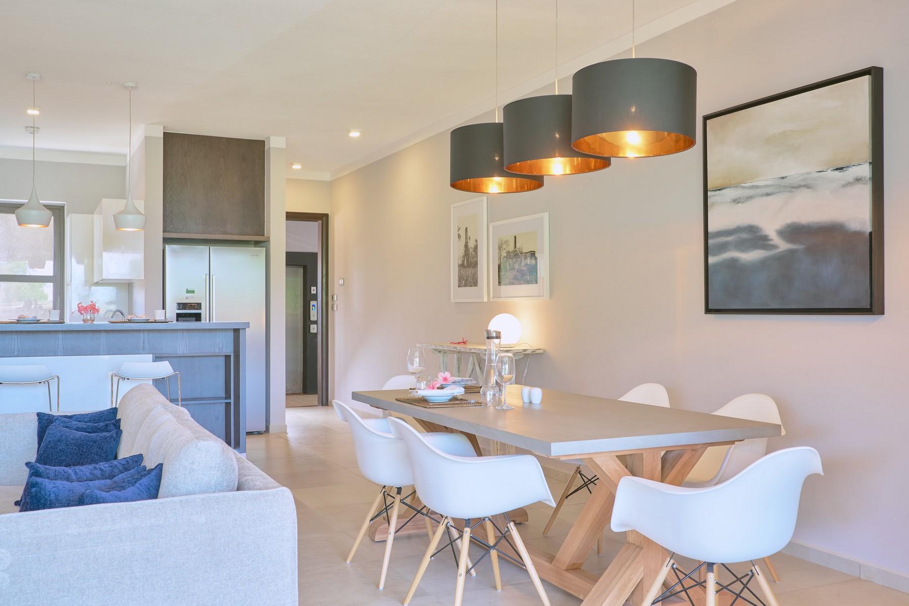 Mascarene Oceanfront Apartment — 17
