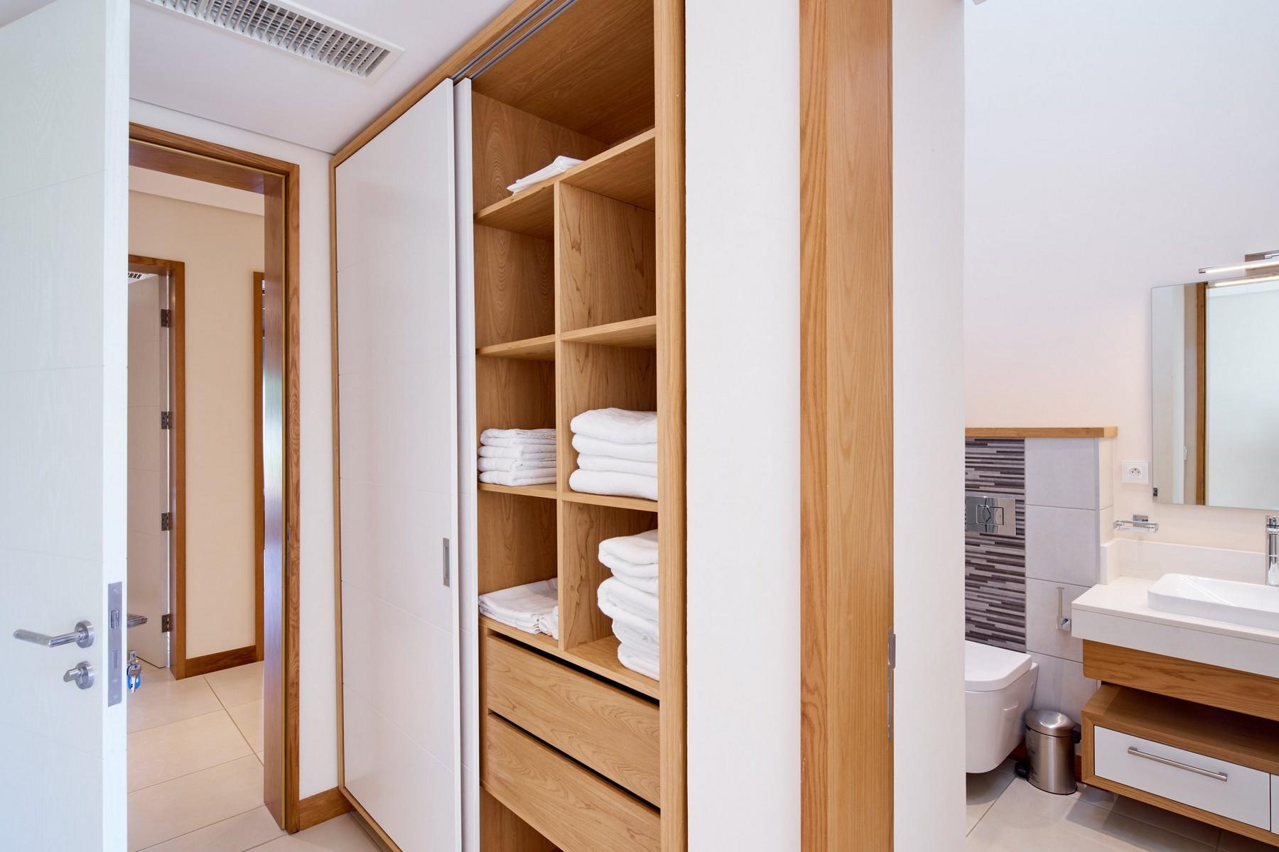 Ocean River Villa — 10