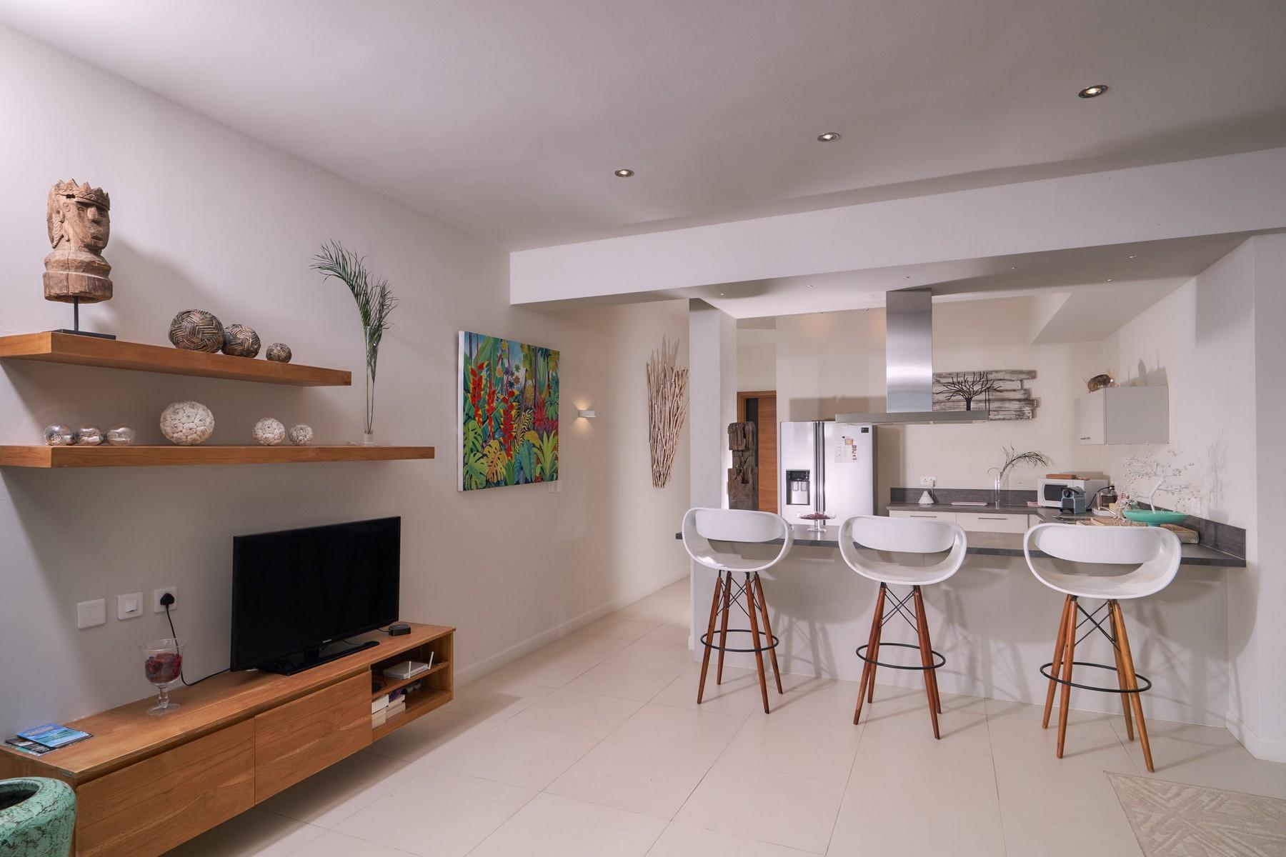 Sandy Bay — 15