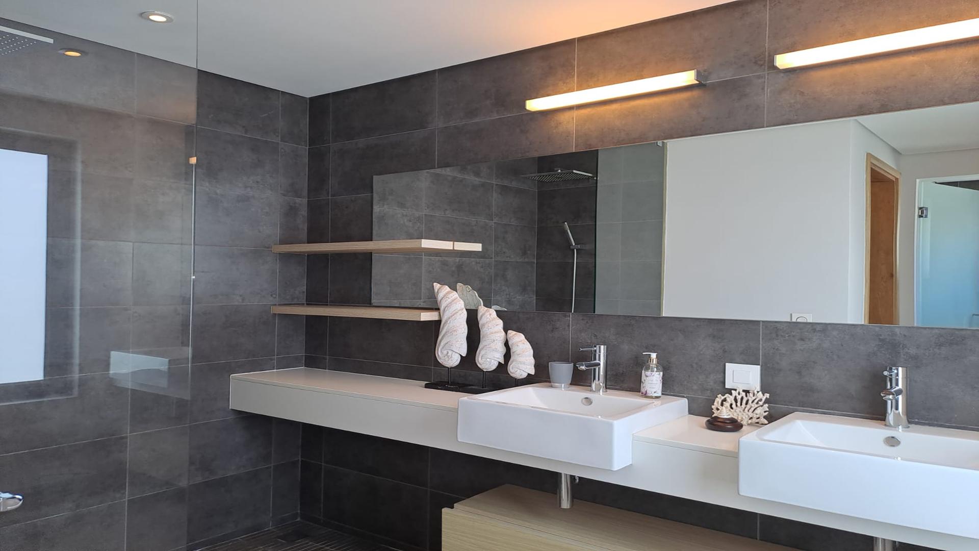 Aqua Marine - Penthouse — 4
