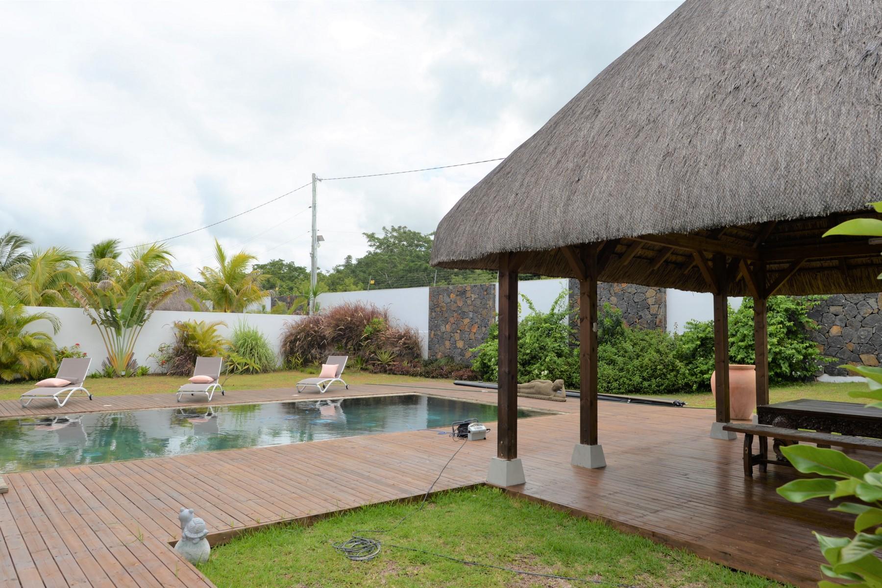 Le Chatelet Villa — 2