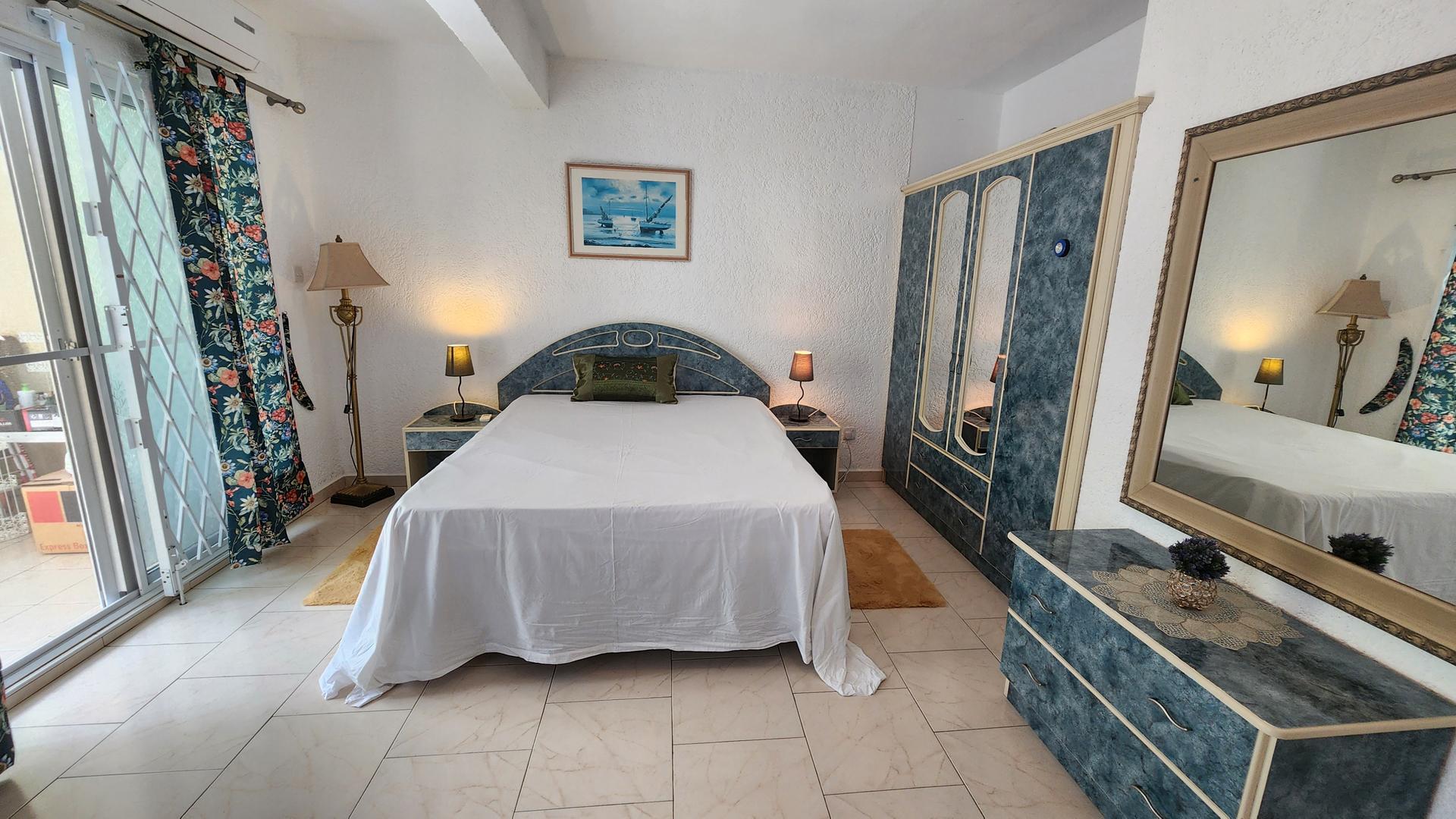 Sous le Soleil — 7