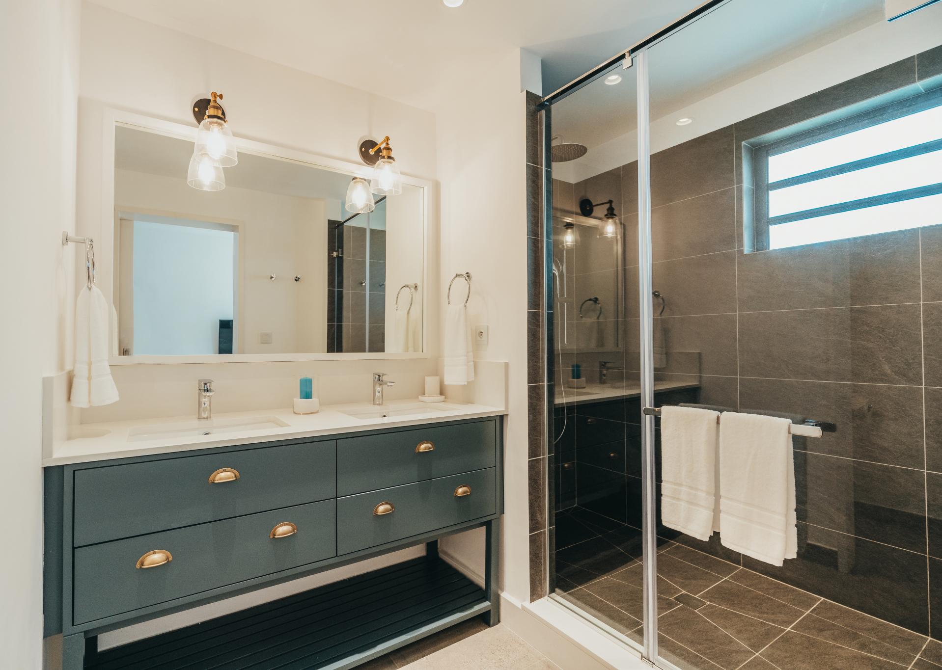 St Antoine Private Residence II – Luxury Apartment — 14