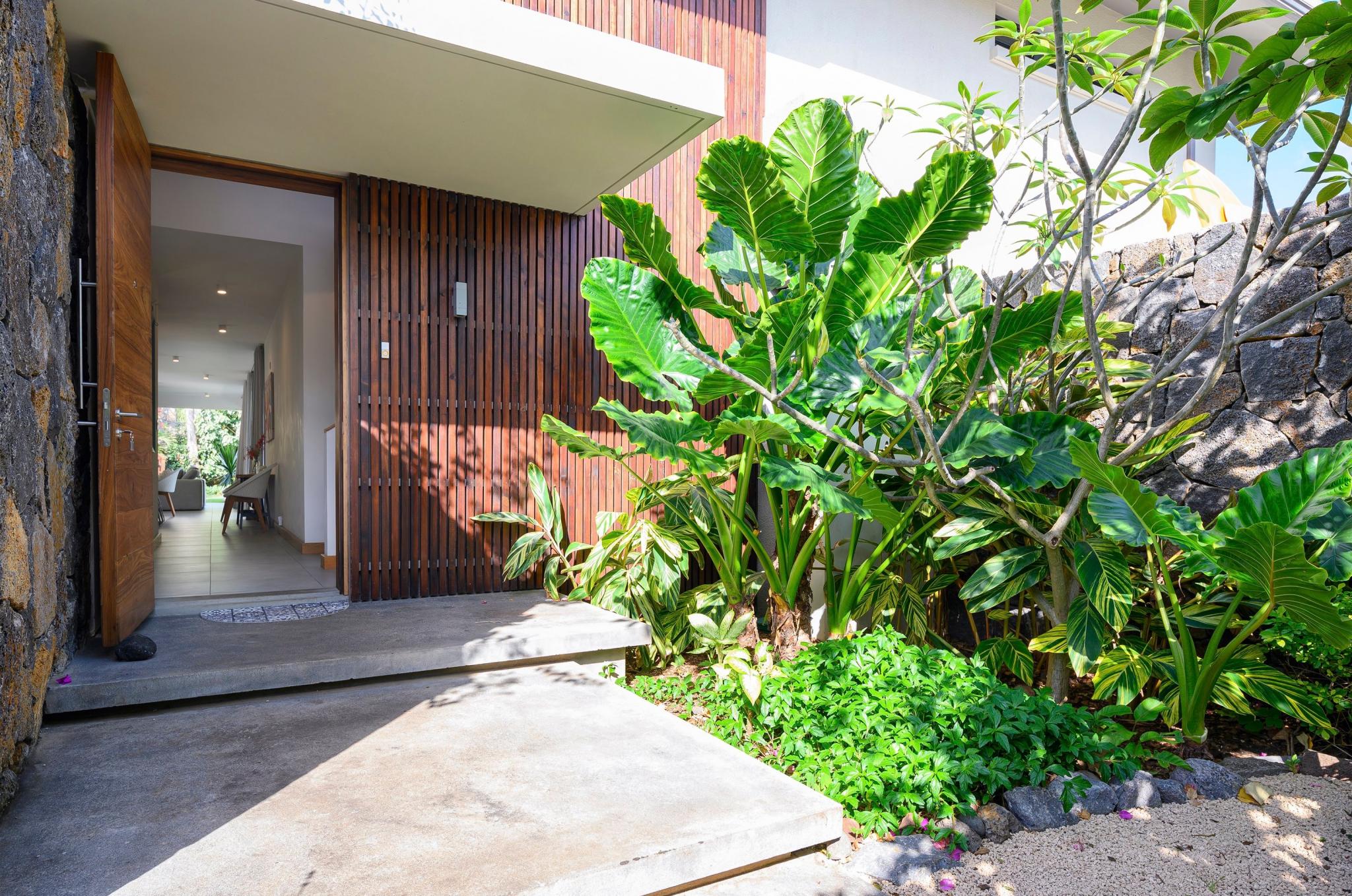 Foothill Prestige — 15