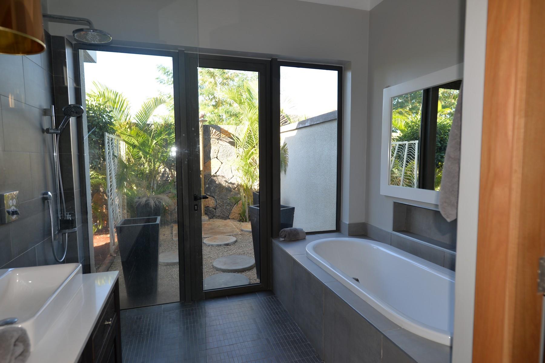 Soledad Townhouse — 17