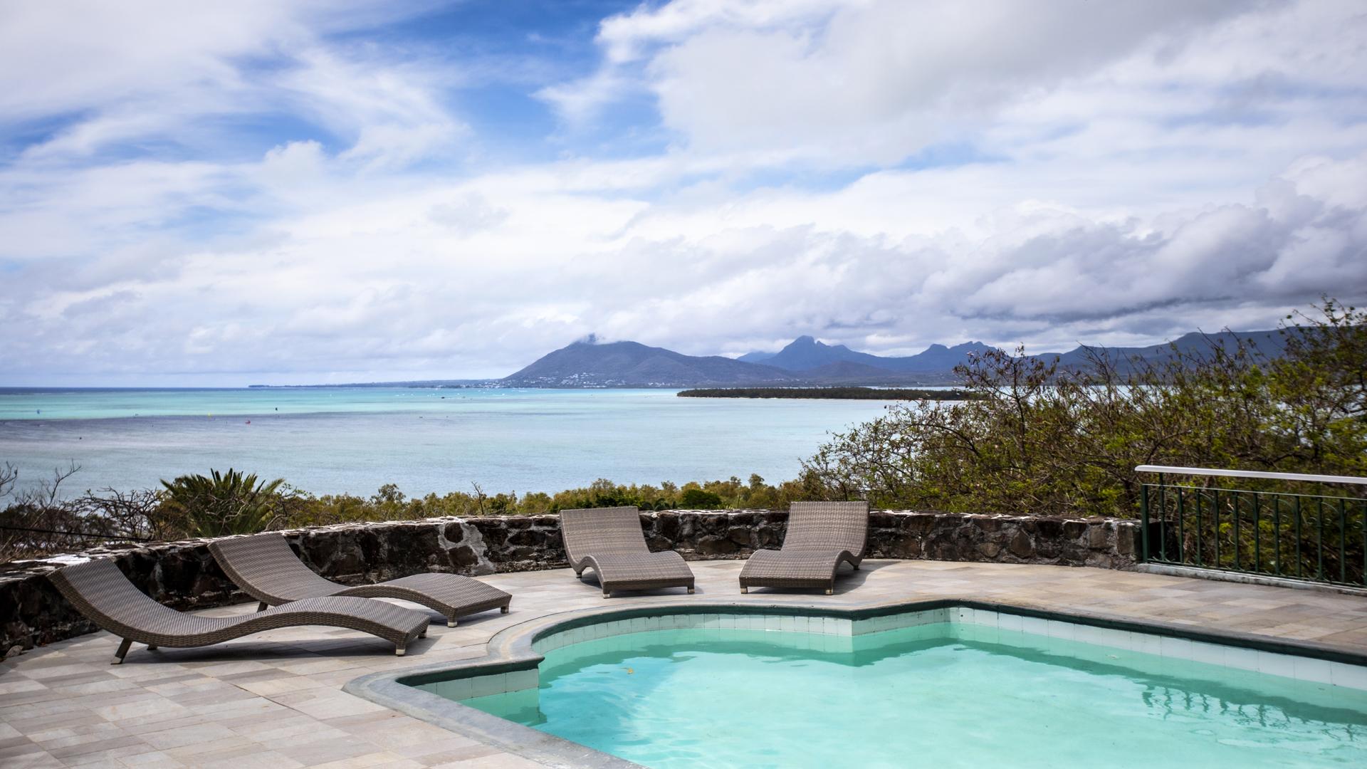 Le Morne Magnificence — 10